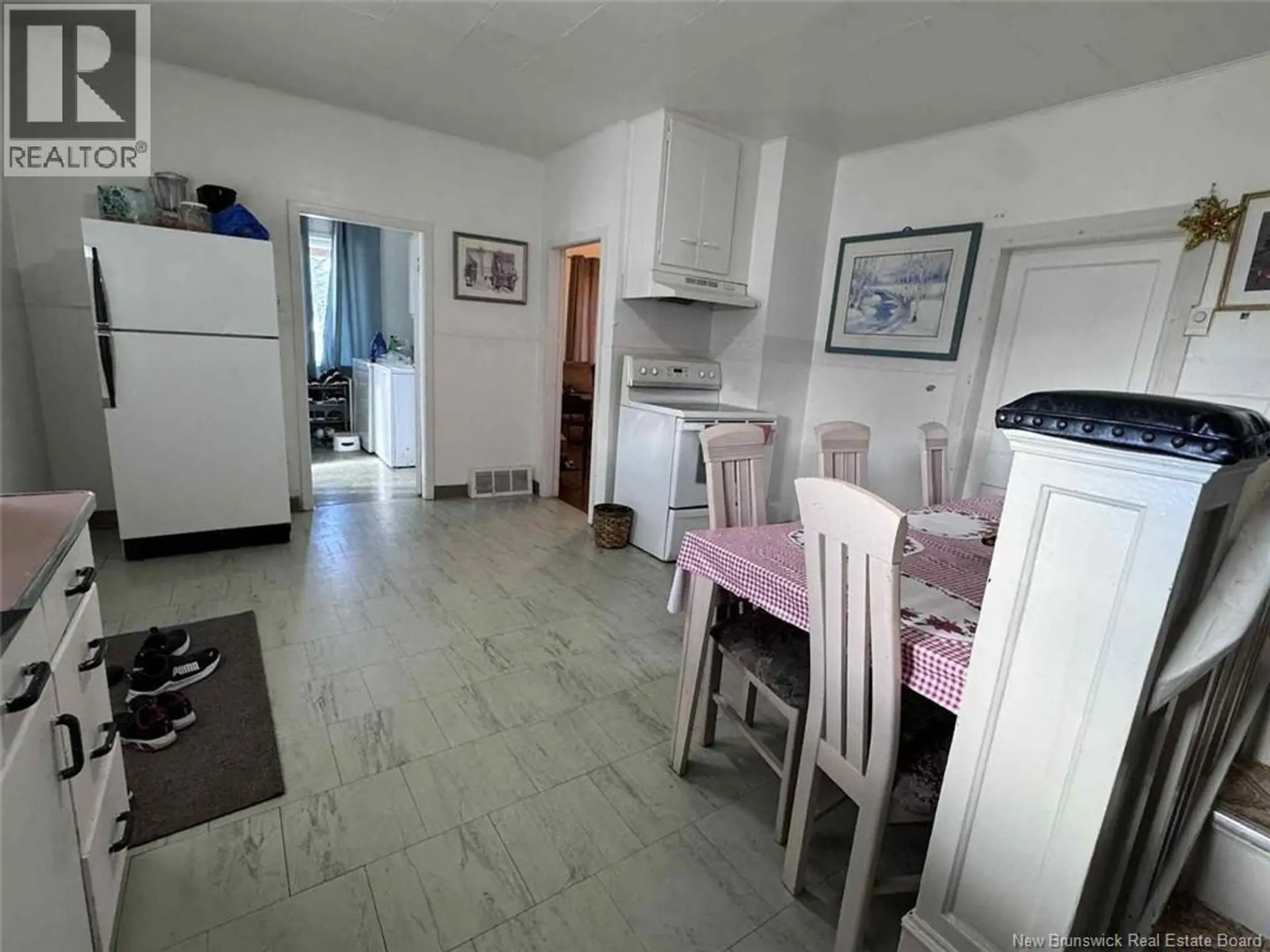 9 Martin Street - Image 3