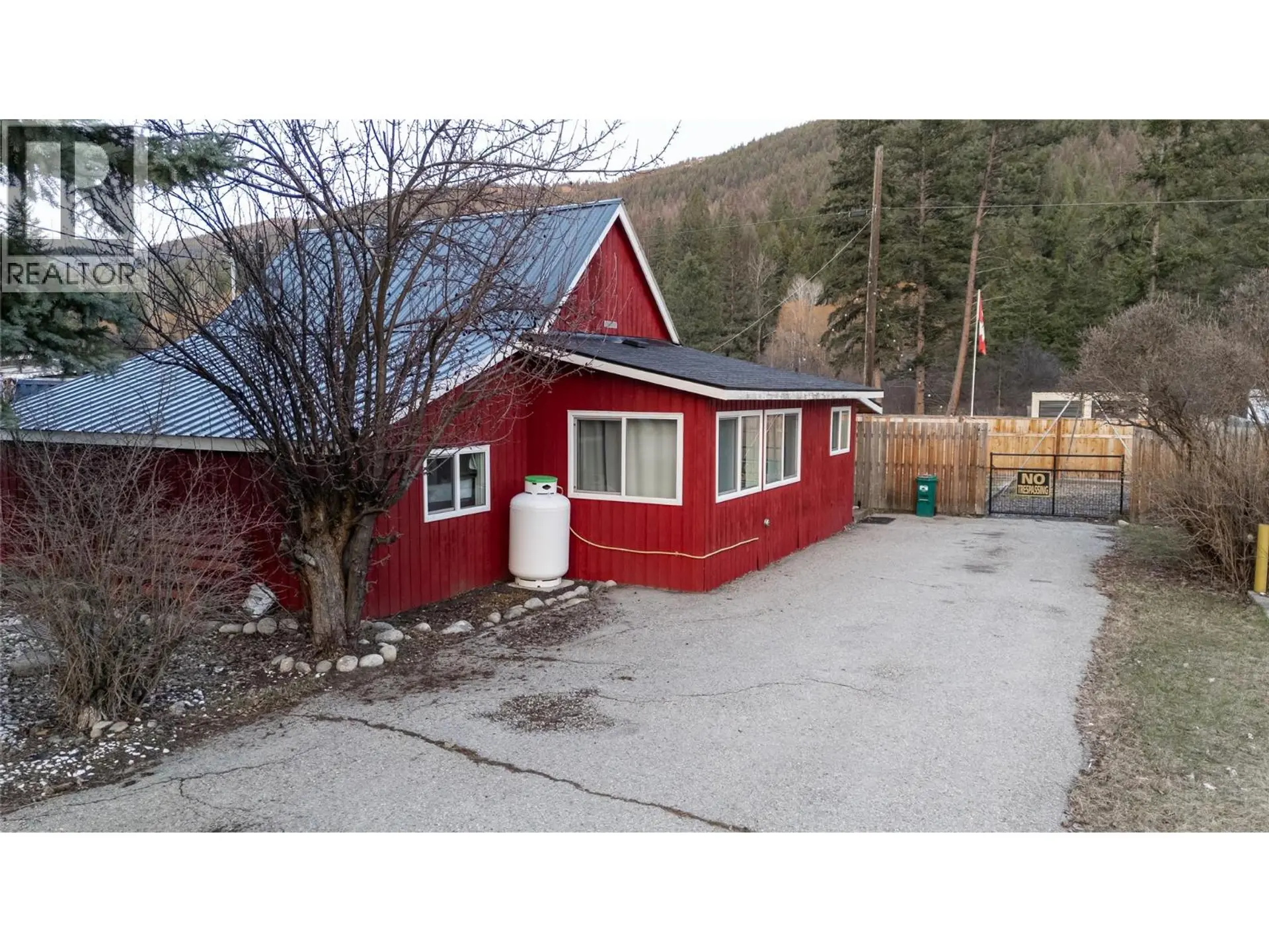 Property at 5844 Highway 33, Beaverdell, BC
