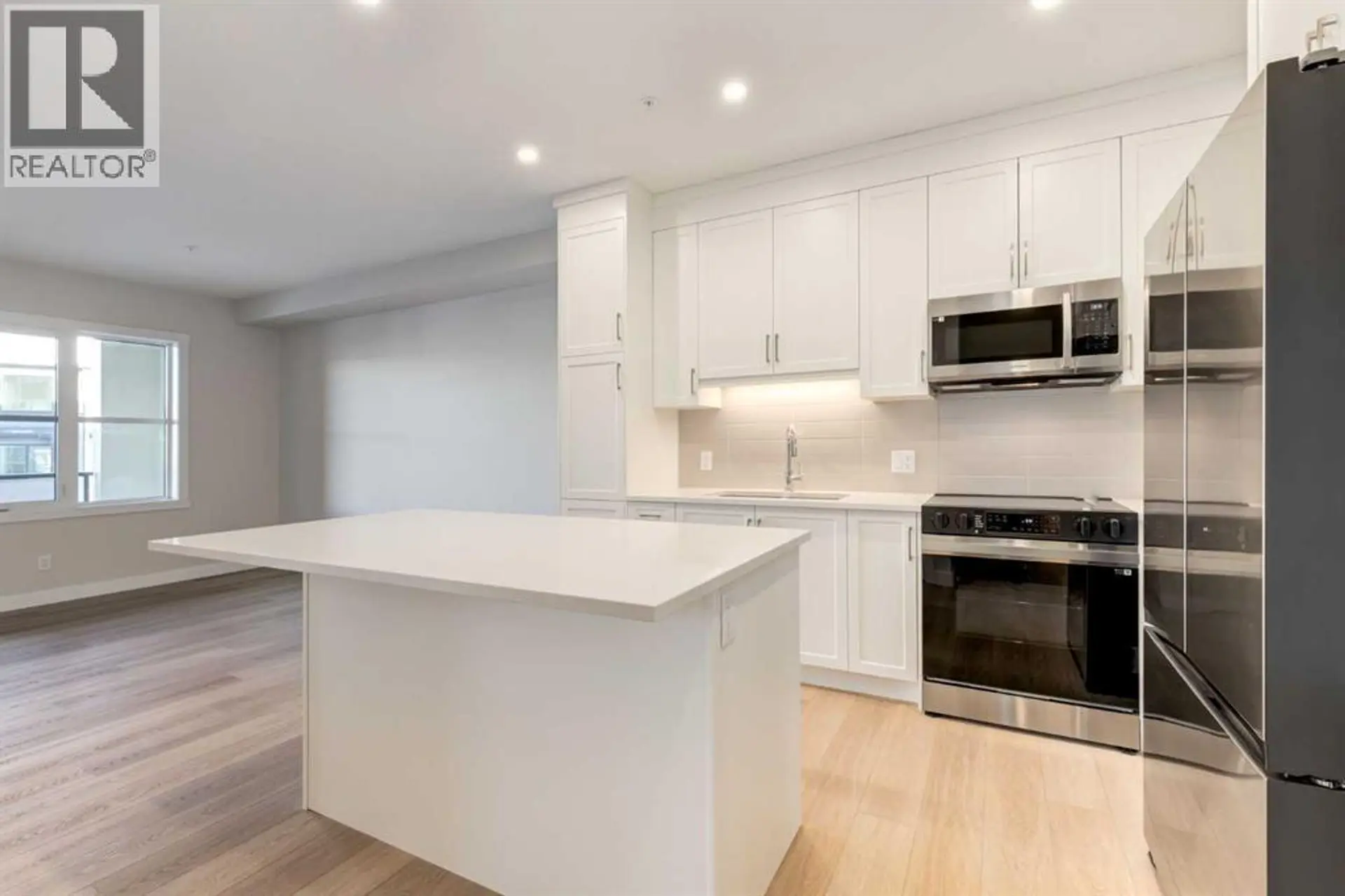 #1203 81 ARBOUR LAKE VIEW NW - Image 3