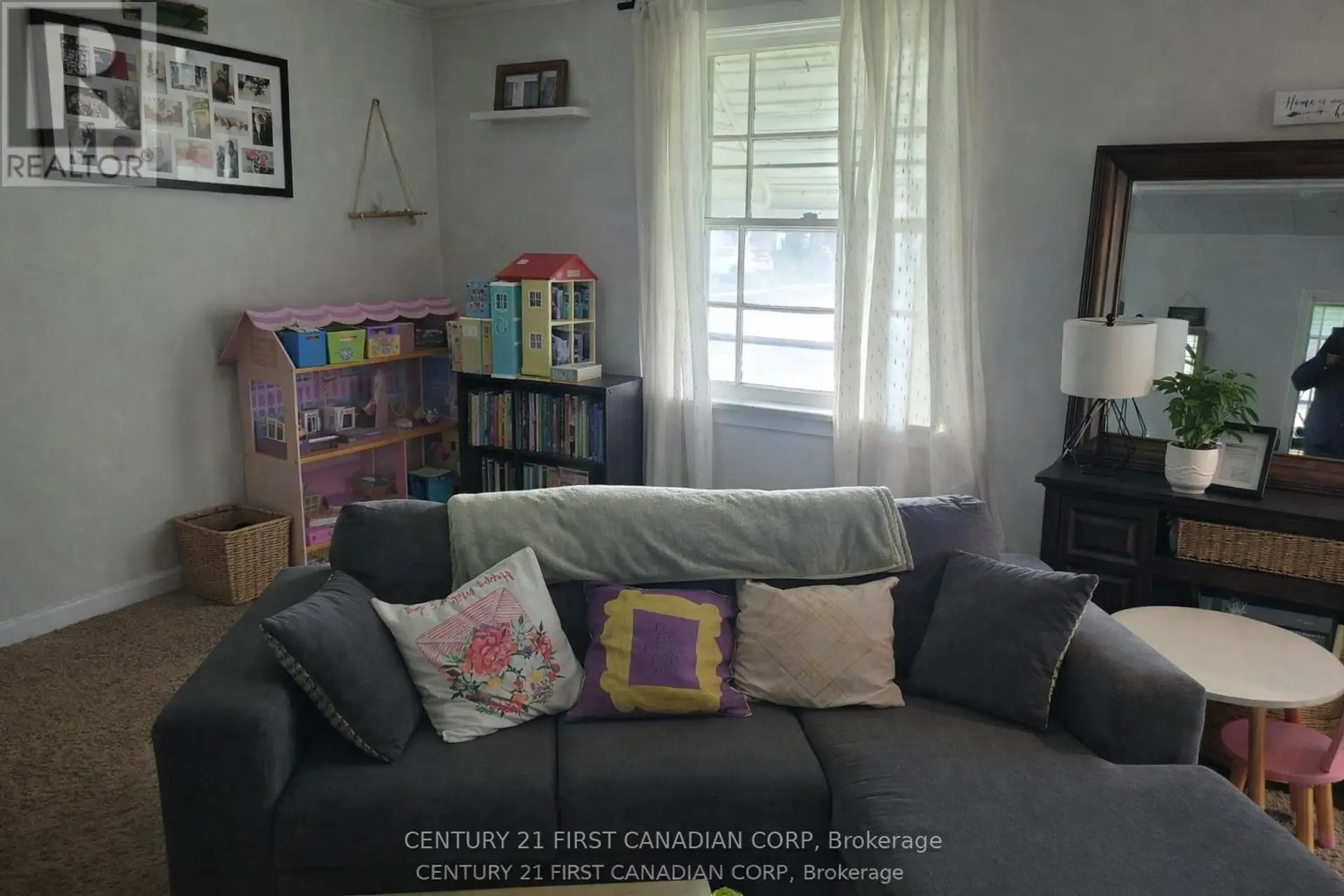 57 HOMAN STREET - Image 4