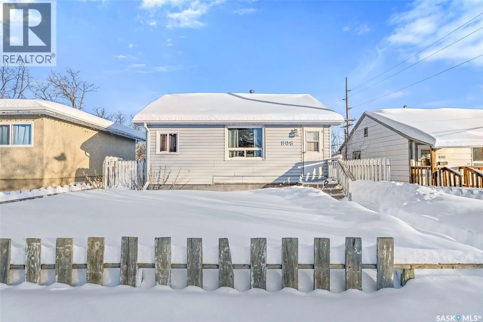 806 12TH STREET W - Image 1