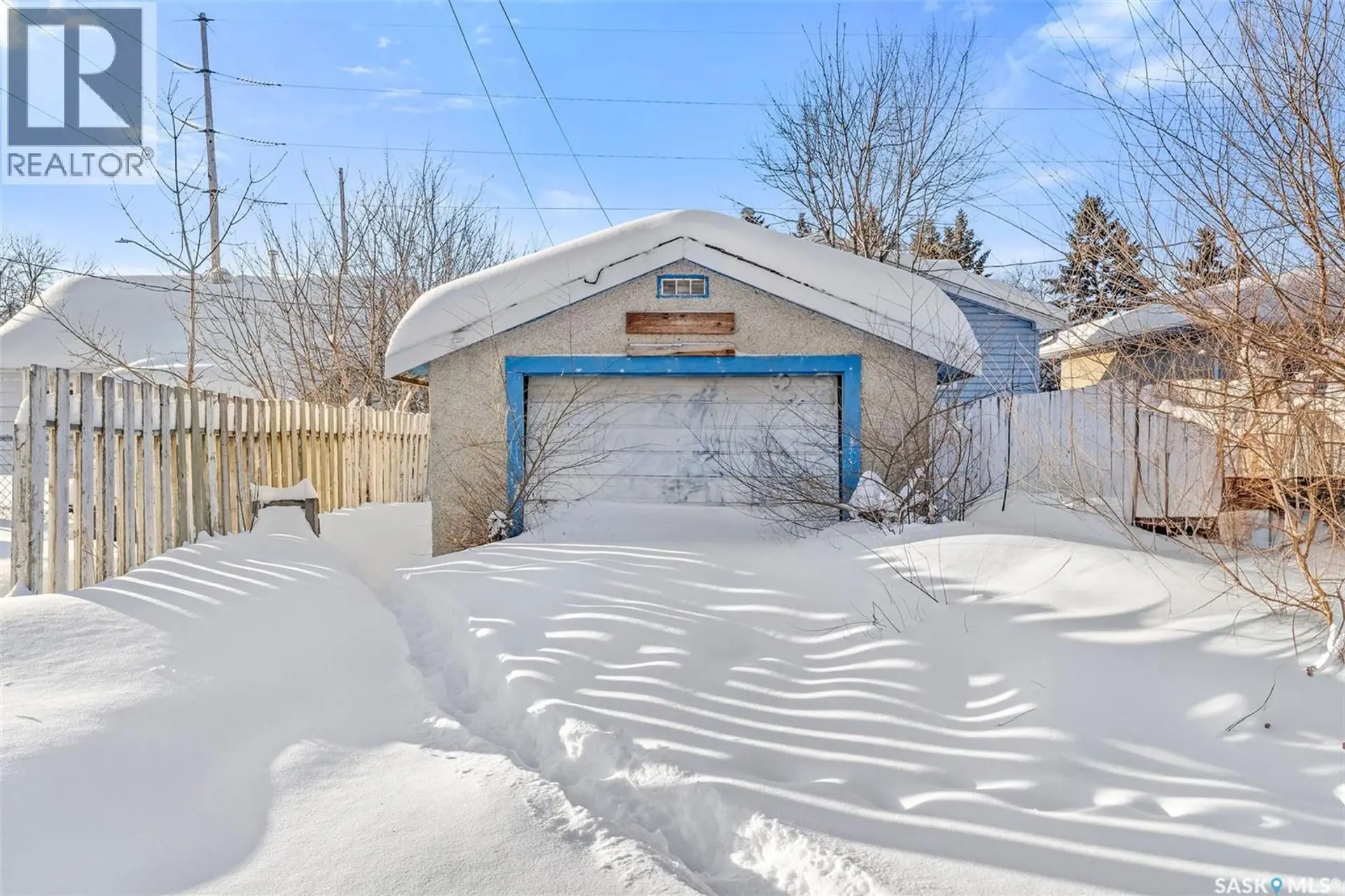 806 12TH STREET W - Image 16