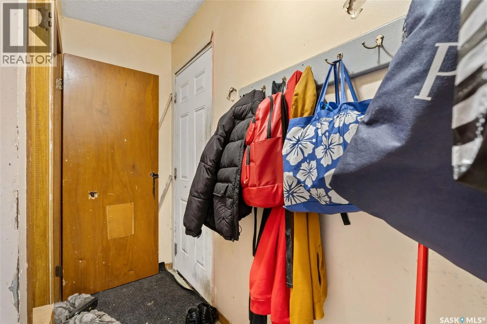 806 12TH STREET W - Image 3