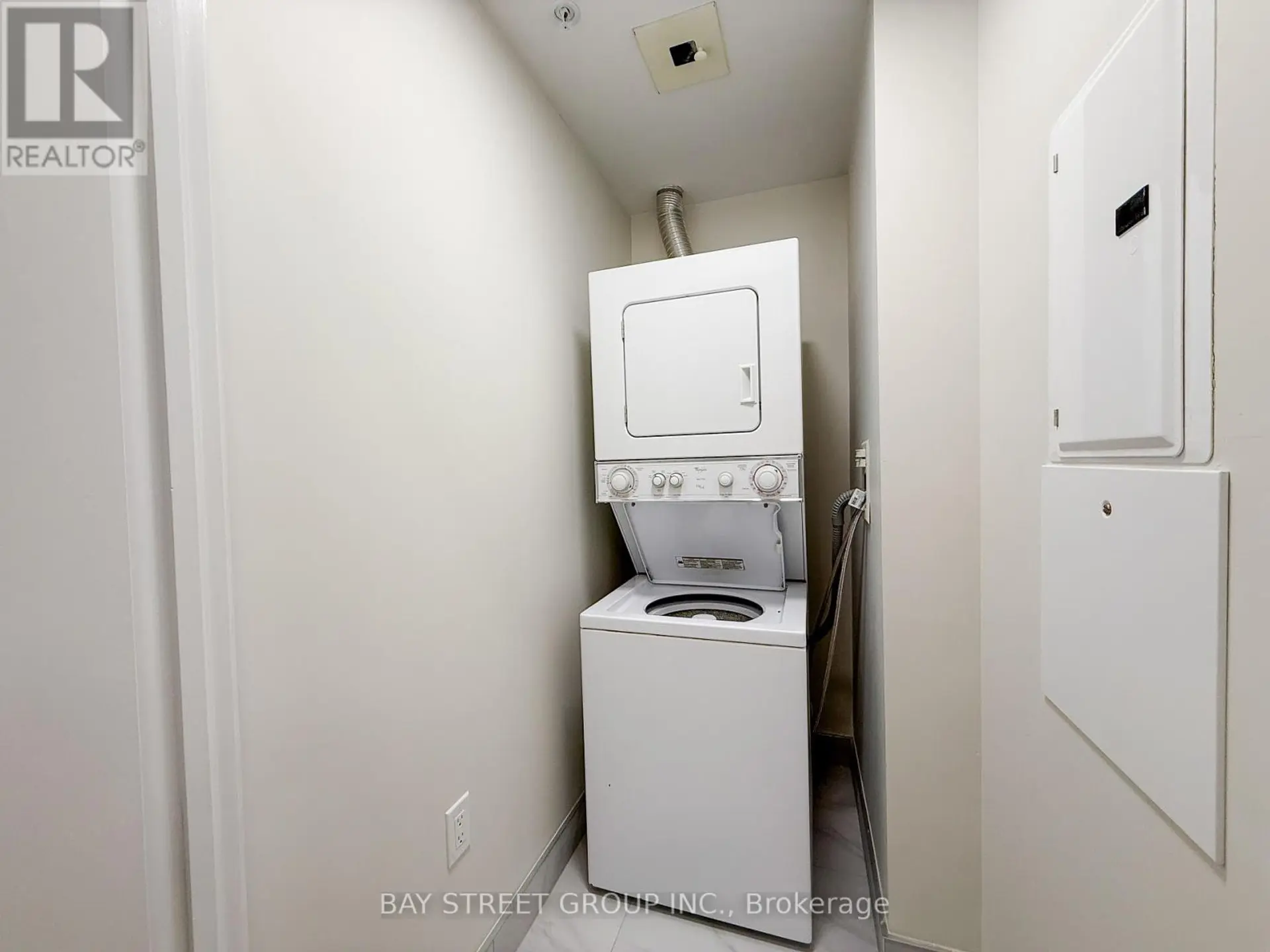 #218 1038 MCNICOLL AVENUE - Image 8