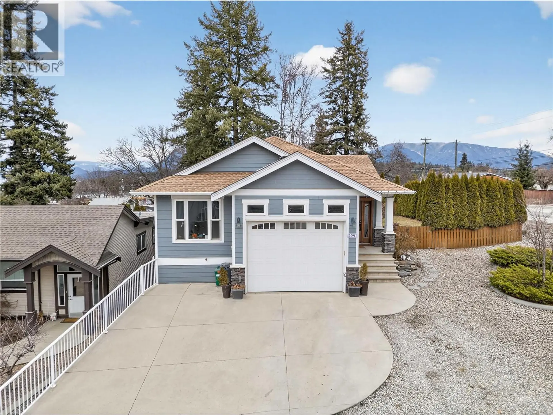 Property at 2991 7 Avenue NE, Salmon Arm, BC