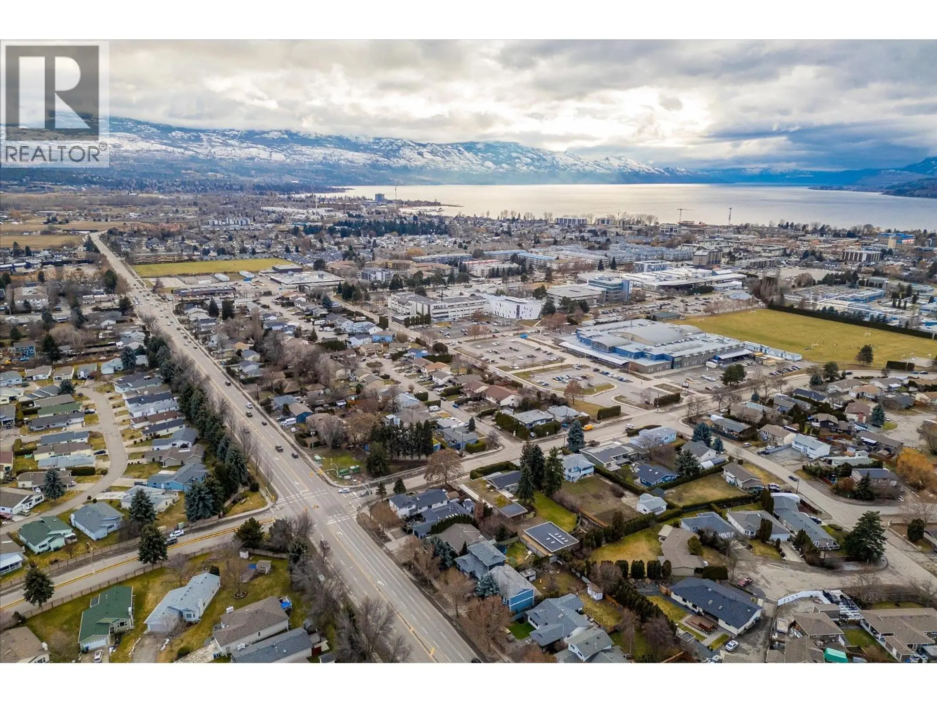 1190 Raymer Avenue - Image 10