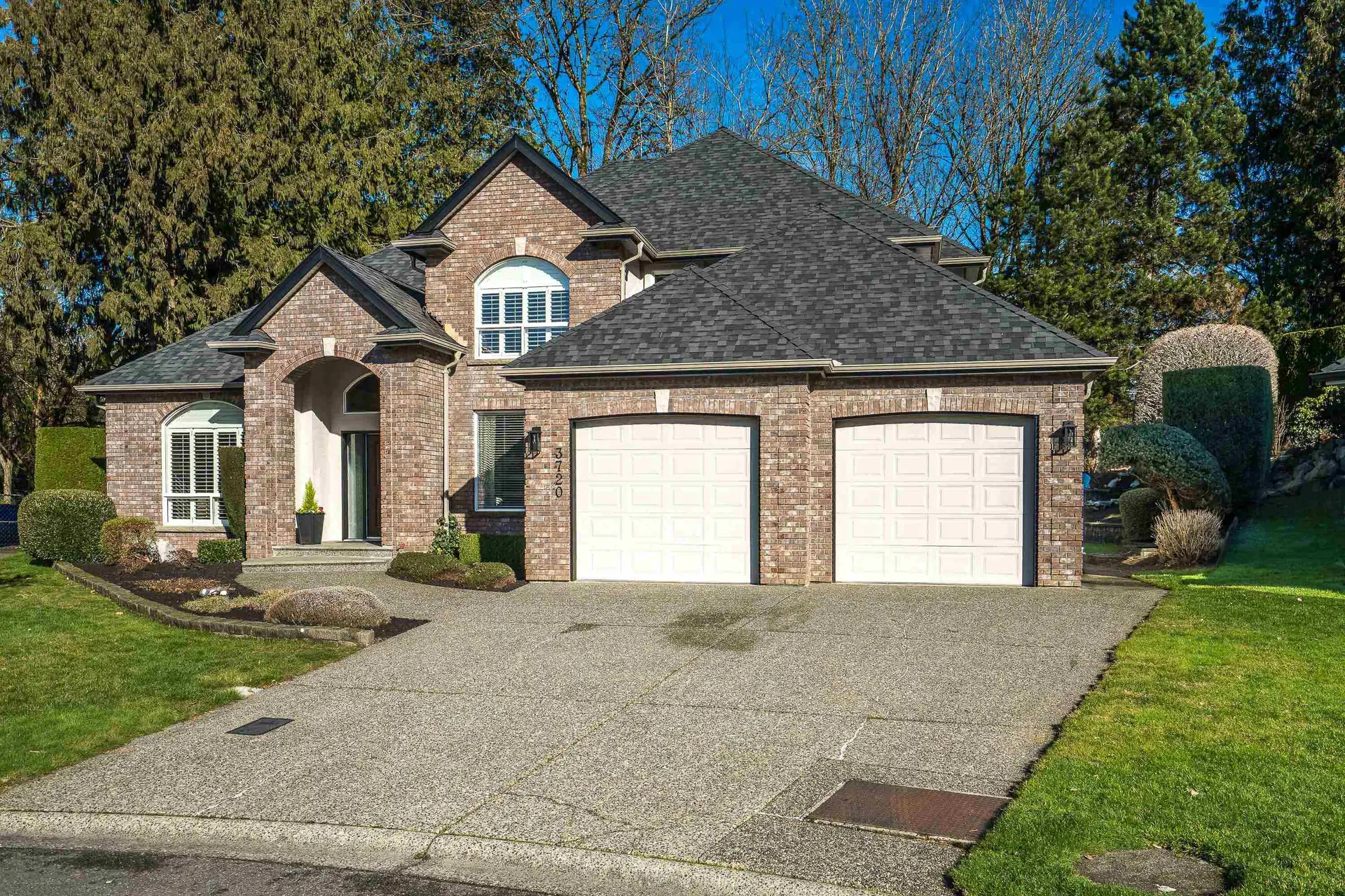 Property at 3720 Creekstone Place, Abbotsford, BC
