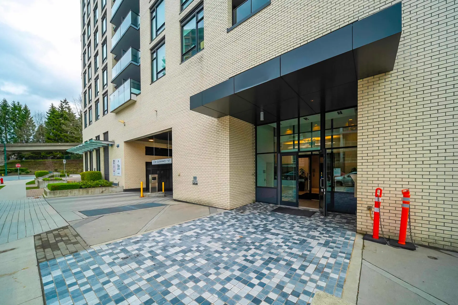 #1907 5470 Ormidale Street - Image 3