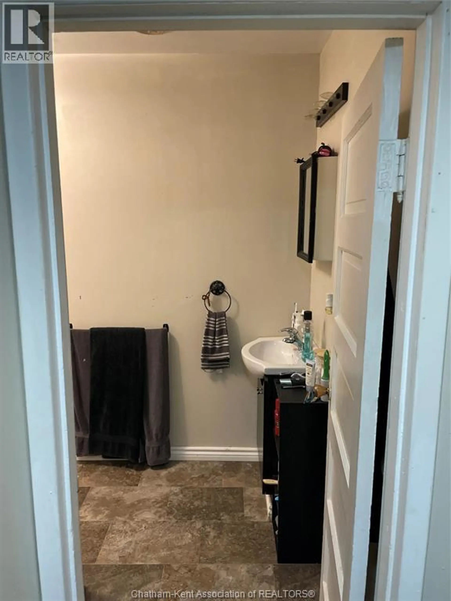 45 GRAY STREET - Image 14