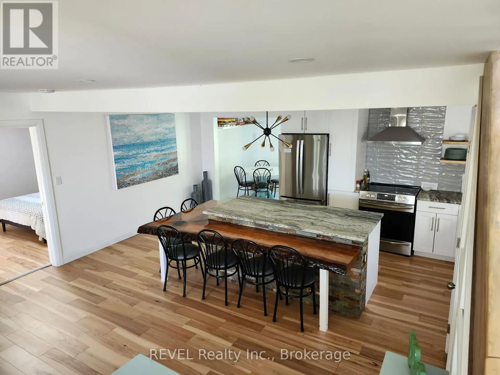 2507 NORTH SHORE DRIVE - Image 2
