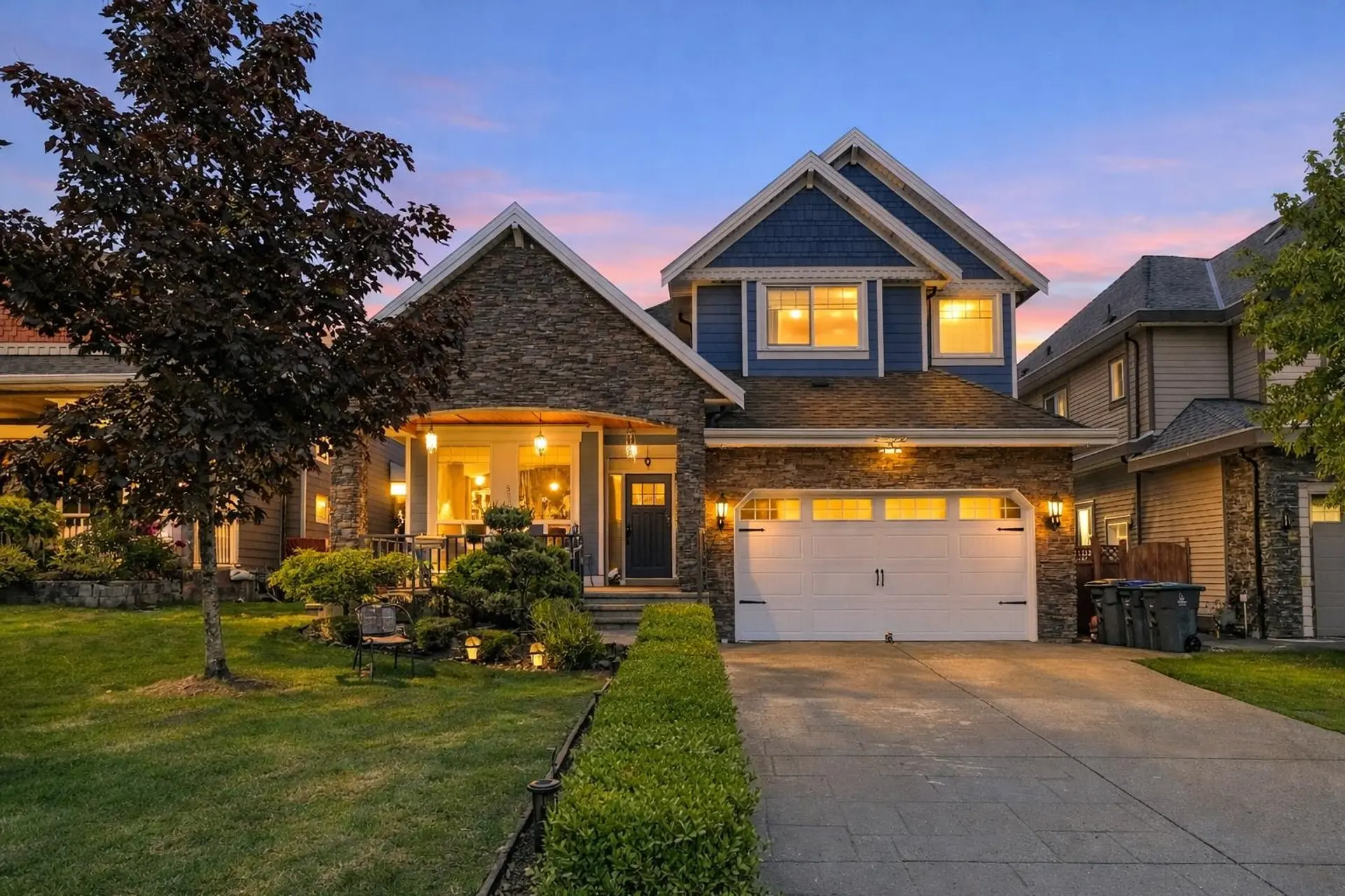 Property at 2262 Madrona Place, Surrey, BC