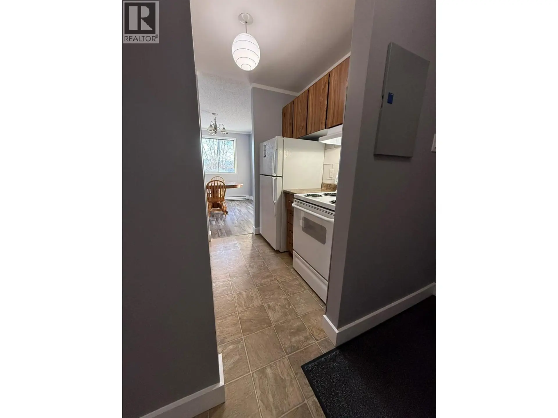 #205 212 Spieker Avenue - Image 9
