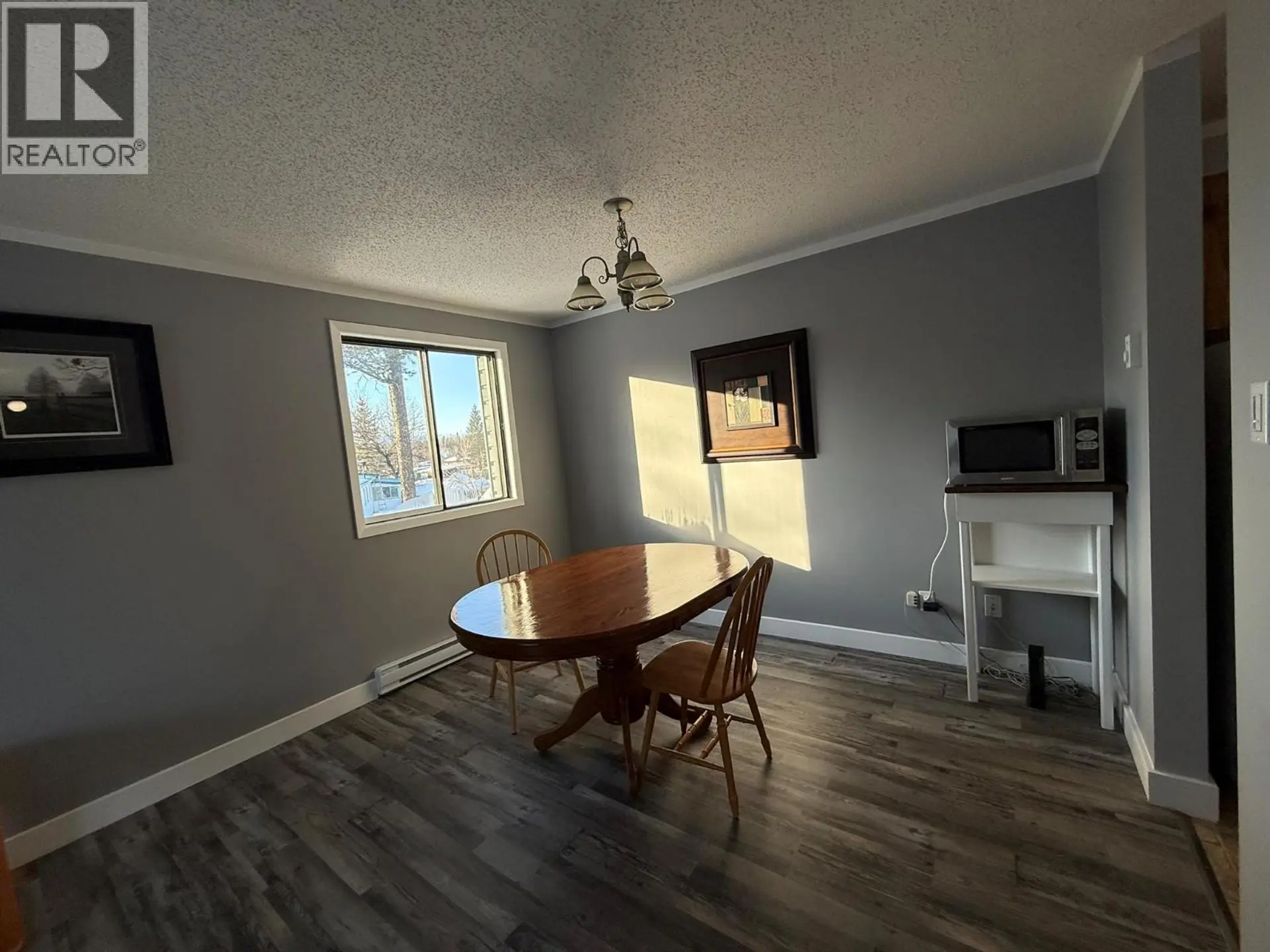#205 212 Spieker Avenue - Image 4