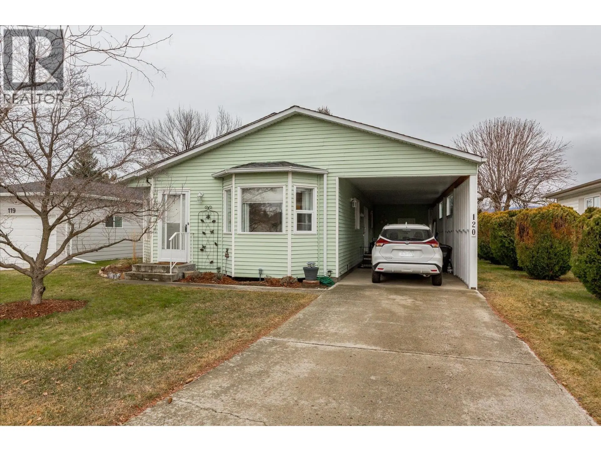 Property at #120 1255 Raymer Avenue, Kelowna, BC