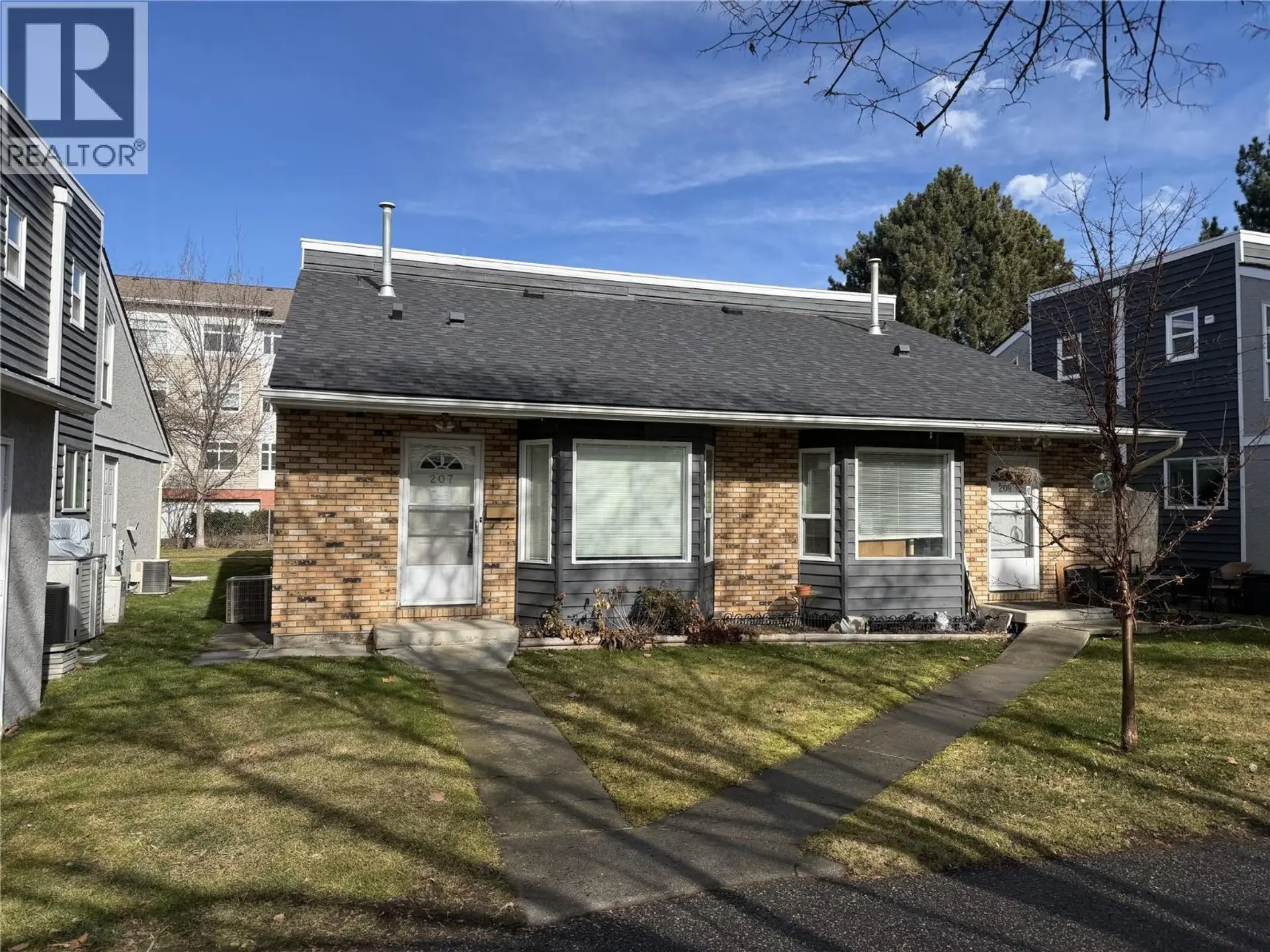 Property at #207 3155 Gordon Drive, Kelowna, BC