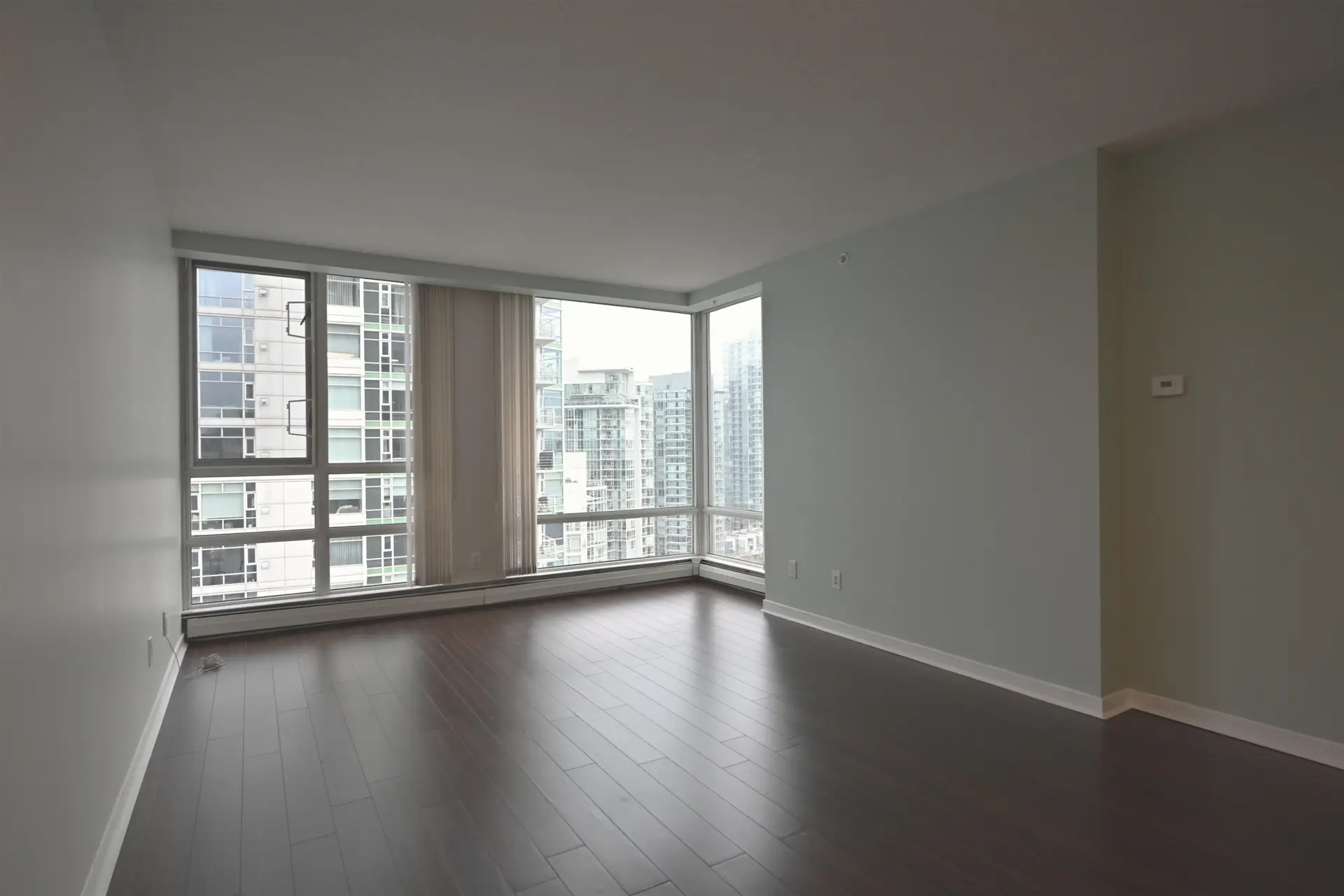 #2002 1201 Marinaside Crescent - Image 6