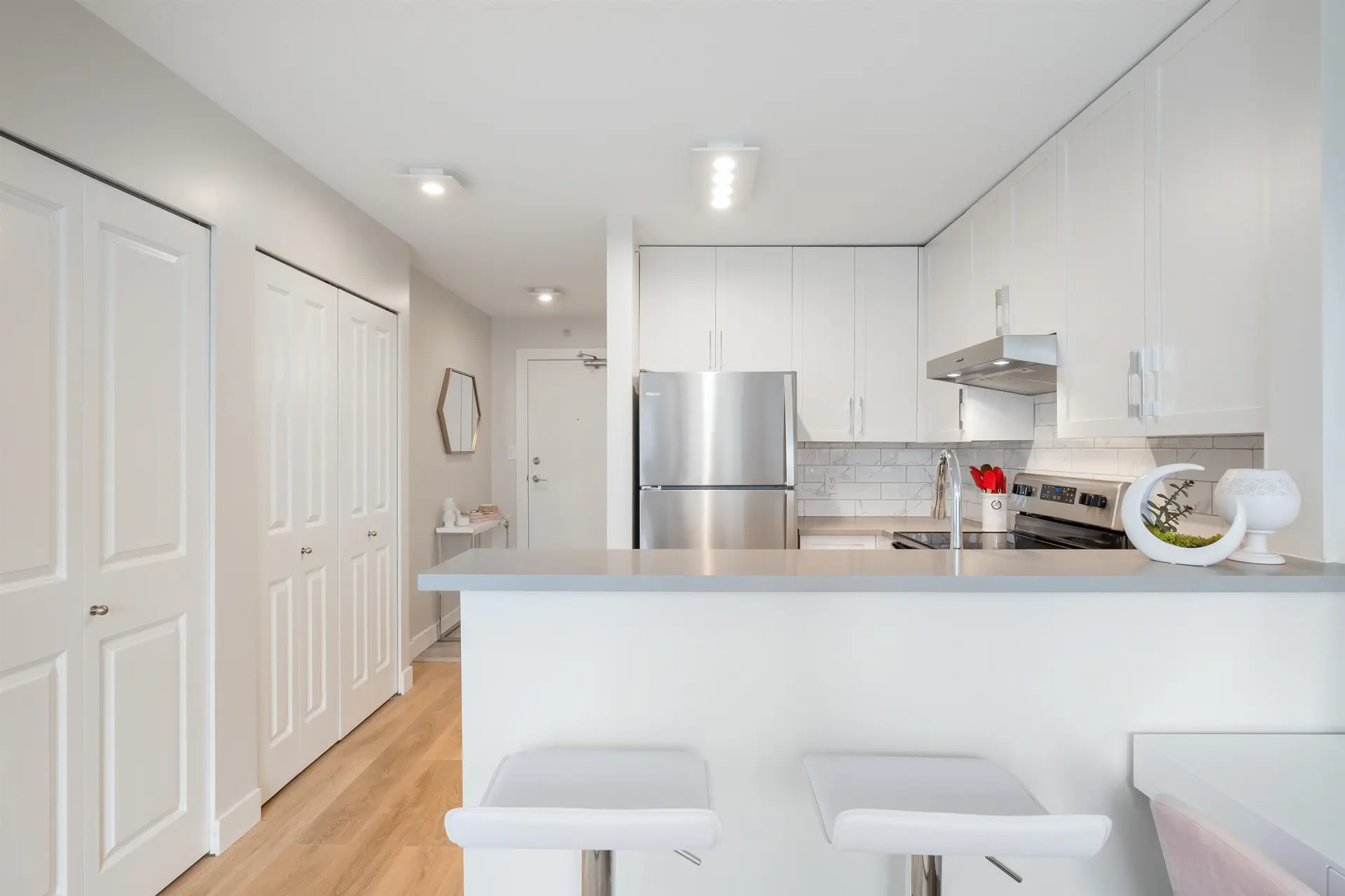 #1103 1295 Richards Street - Image 7