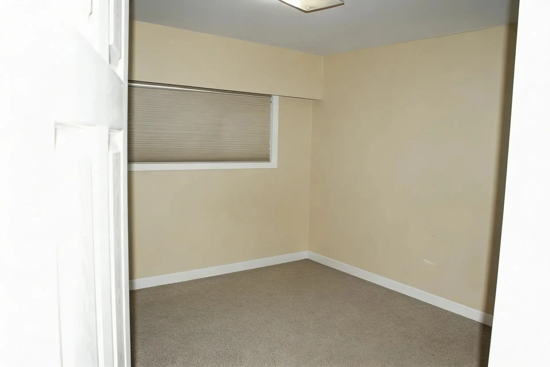 8722 154a Street - Image 10