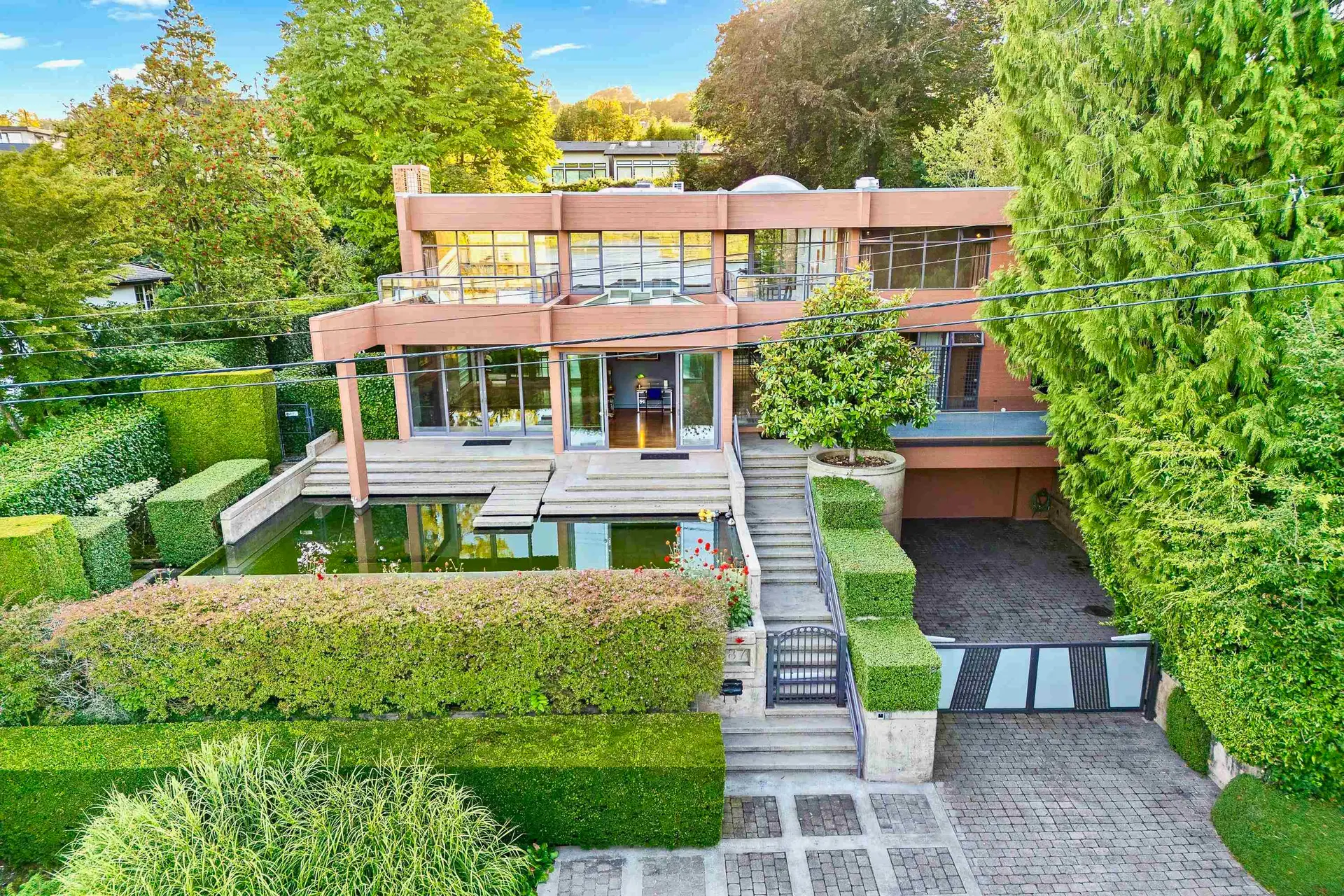 Property at 687 Beachview Drive, North Vancouver, BC