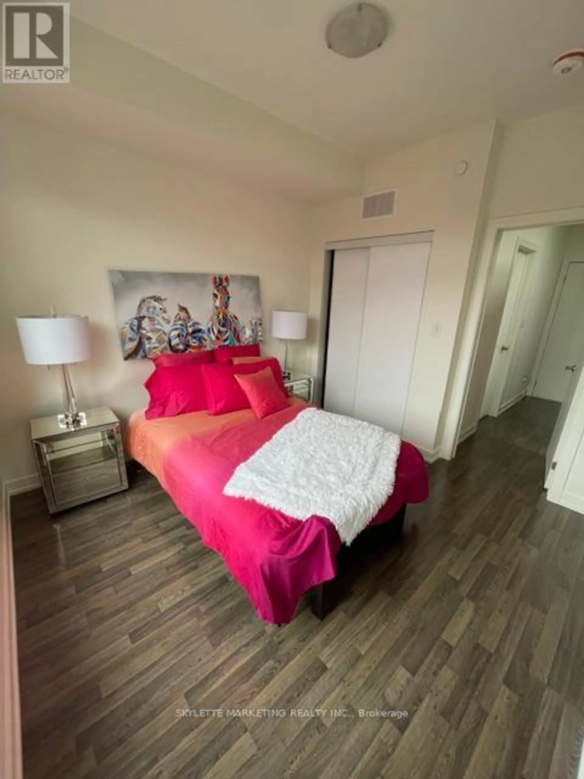 #67 370B RED MAPLE ROAD - Image 11