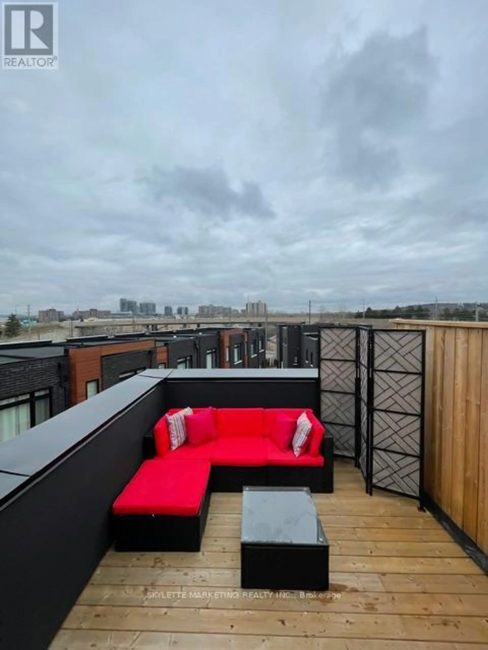 #67 370B RED MAPLE ROAD - Image 16