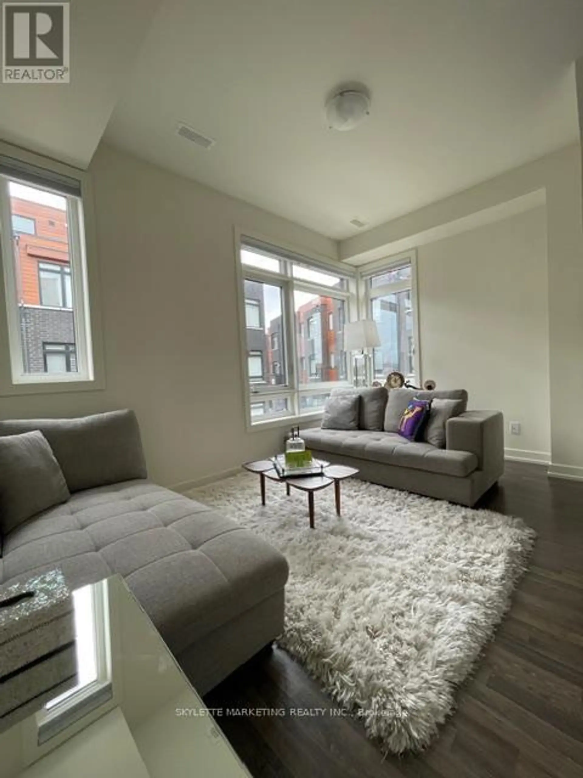 #67 370B RED MAPLE ROAD - Image 9