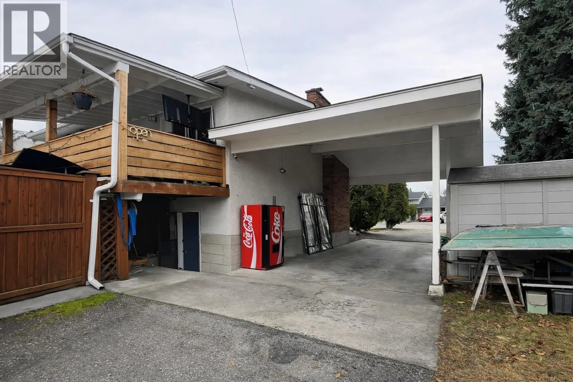 385 Perth Road - Image 2