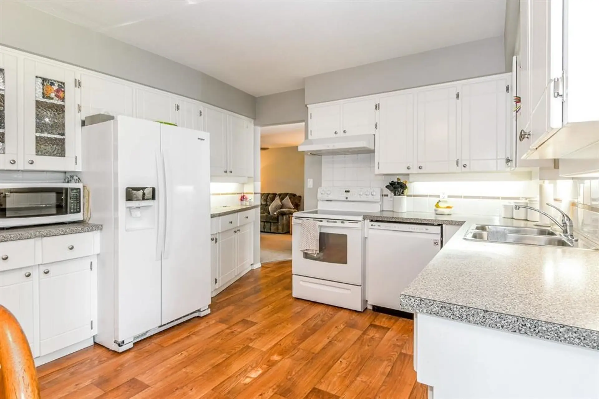 14022 92 Avenue - Image 8