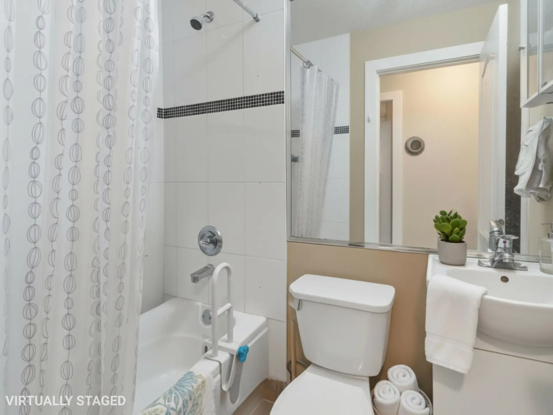 1389 E 54th Avenue - Image 17
