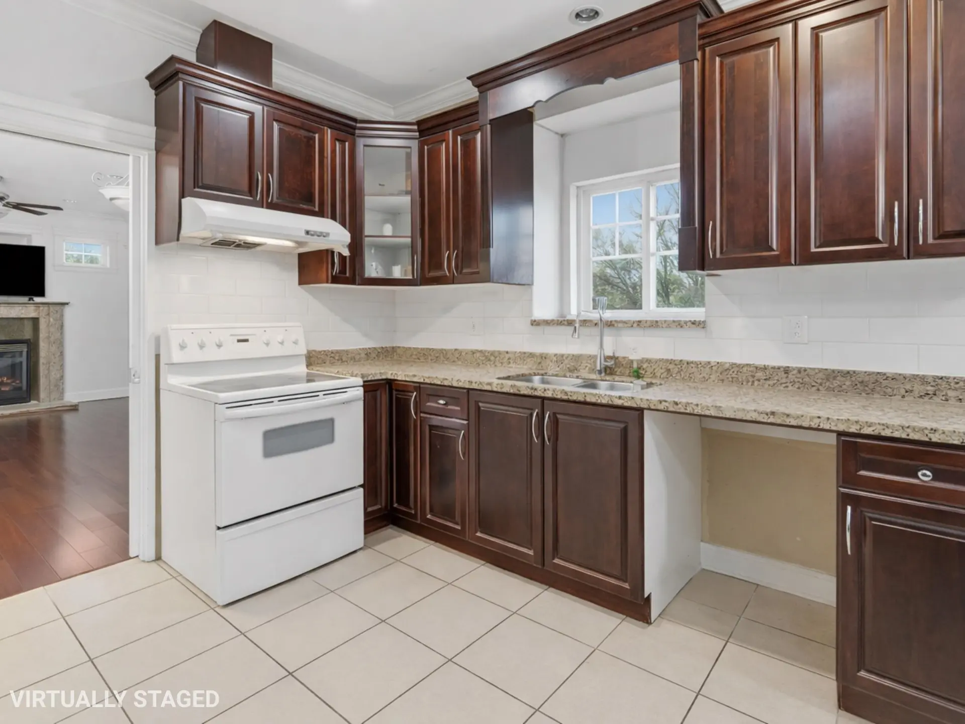 1389 E 54th Avenue - Image 4