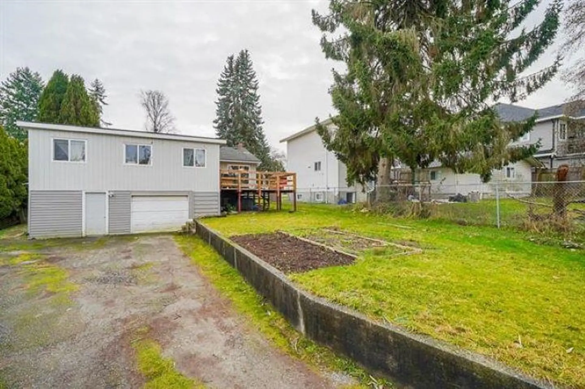 12679 97a Avenue - Image 2