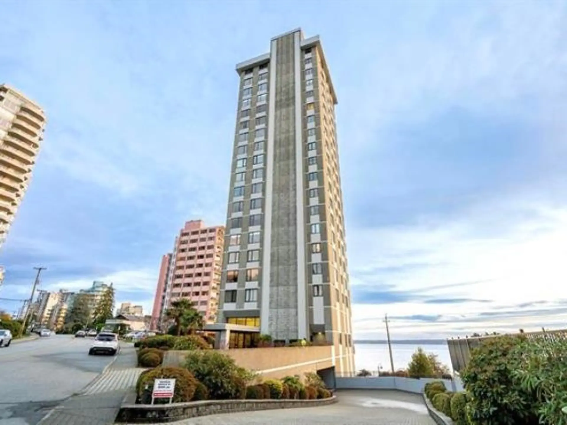 #1401 2240 Bellevue Avenue - Image 6