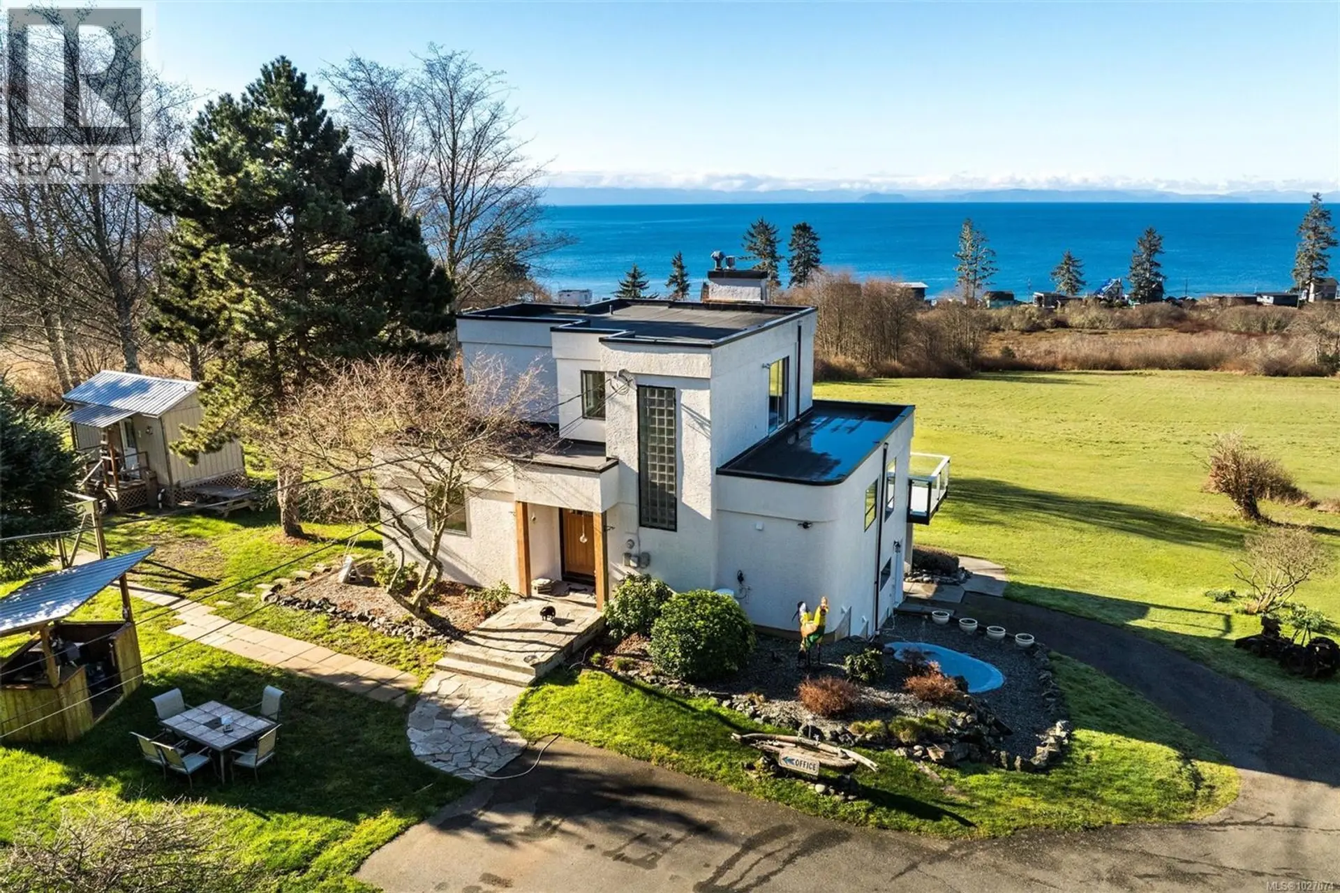 Property at 4537 Otter Point Rd, Sooke, BC