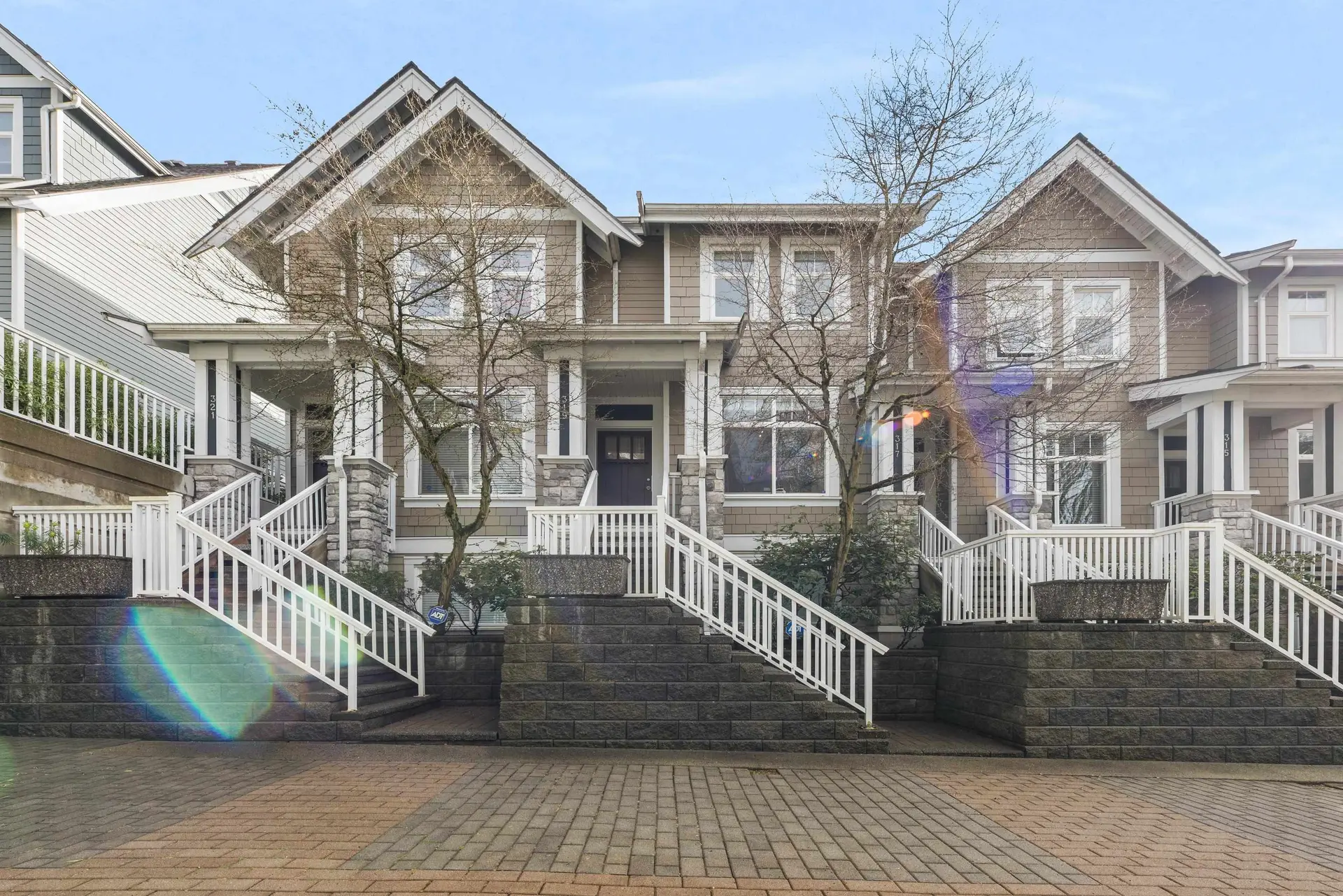 Property at 319 W 59th Avenue, Vancouver, BC