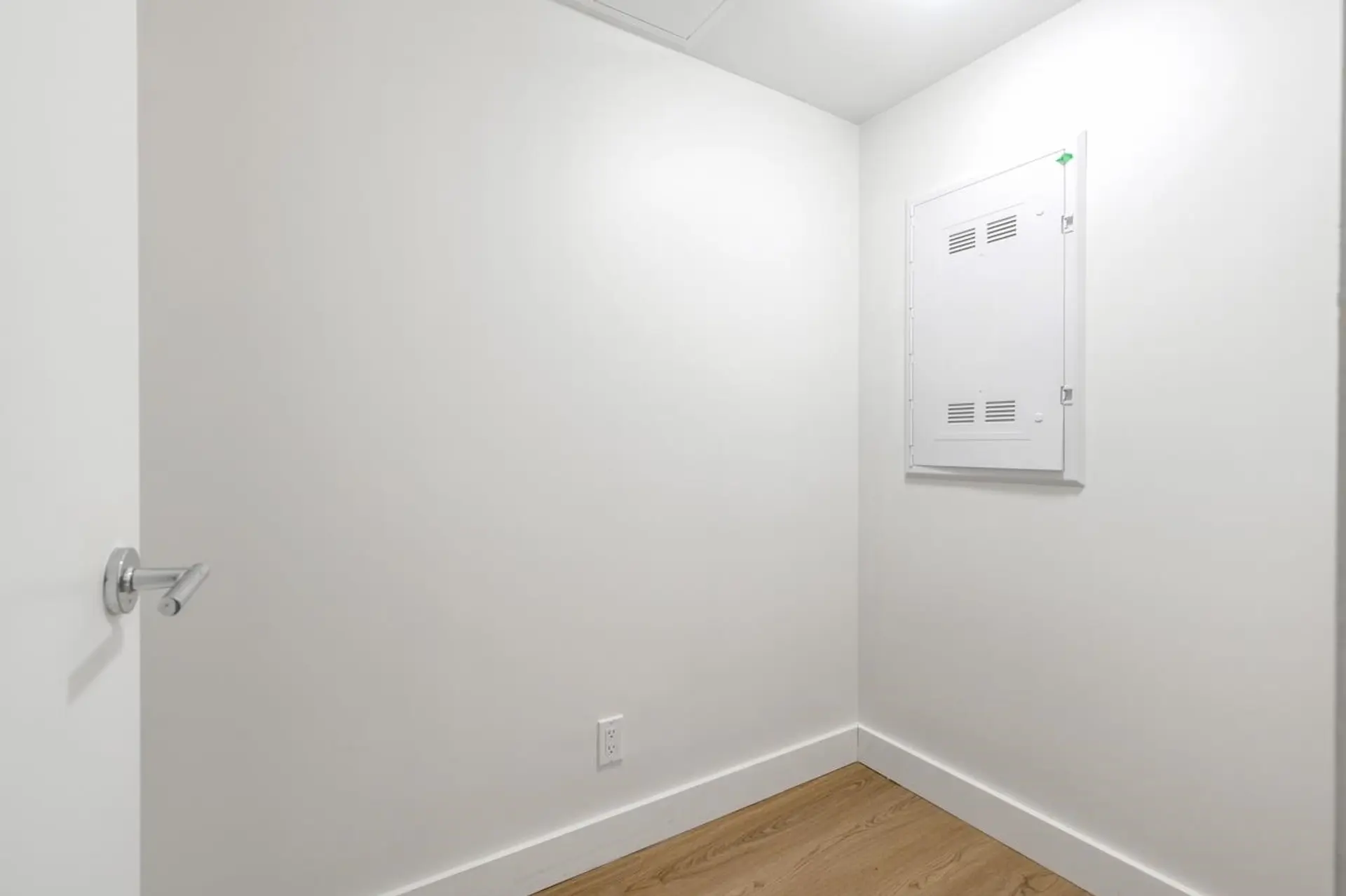 #505 1133 Hornby Street - Image 16