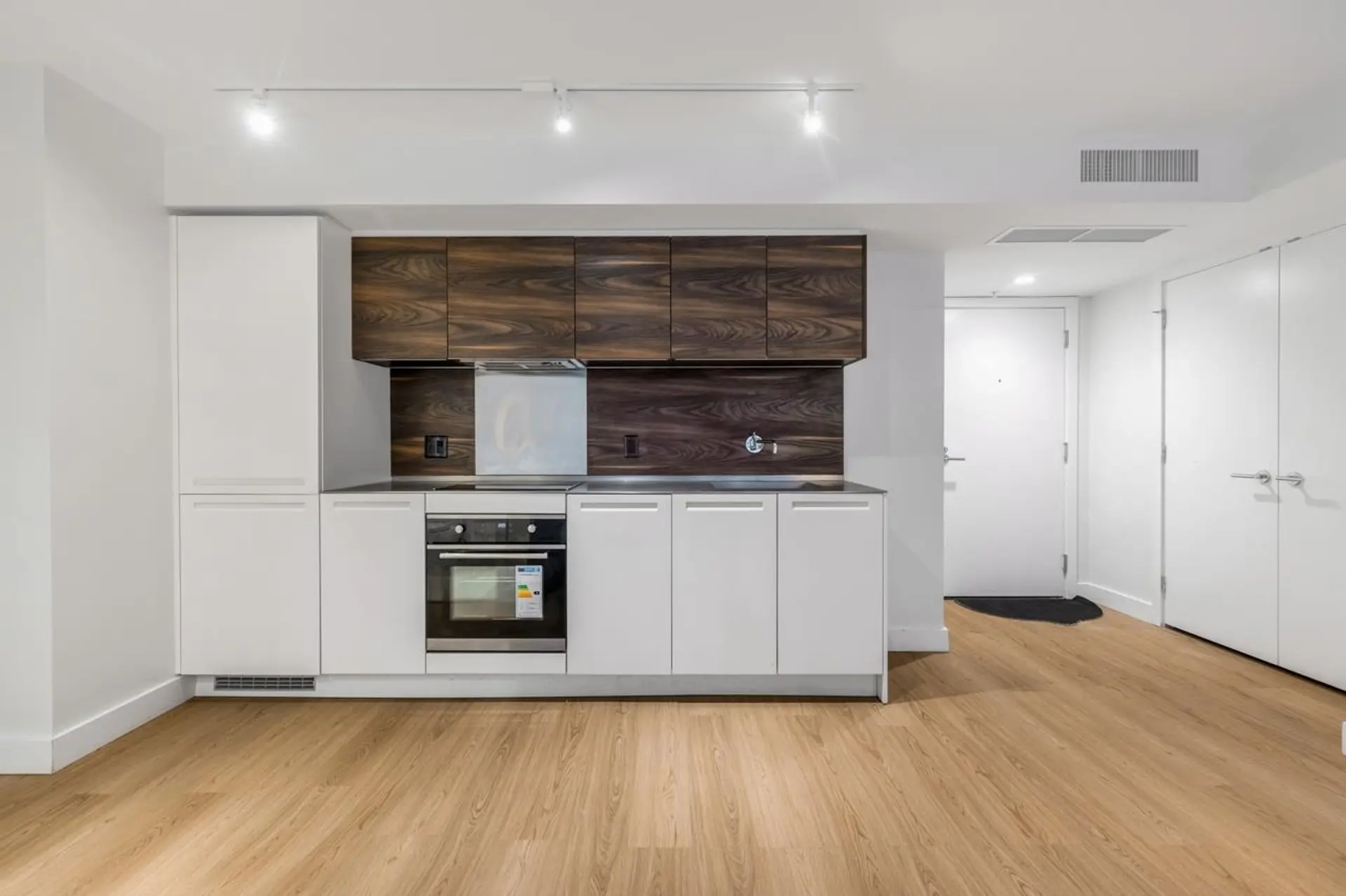#505 1133 Hornby Street - Image 12