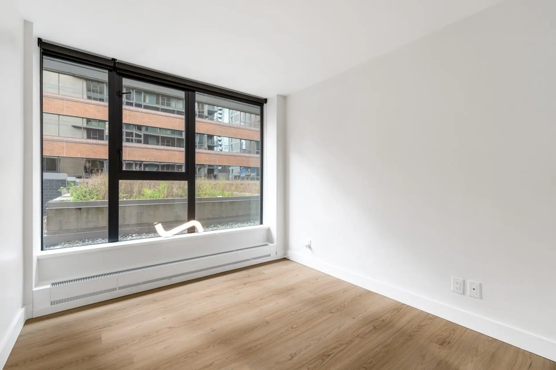 #505 1133 Hornby Street - Image 4