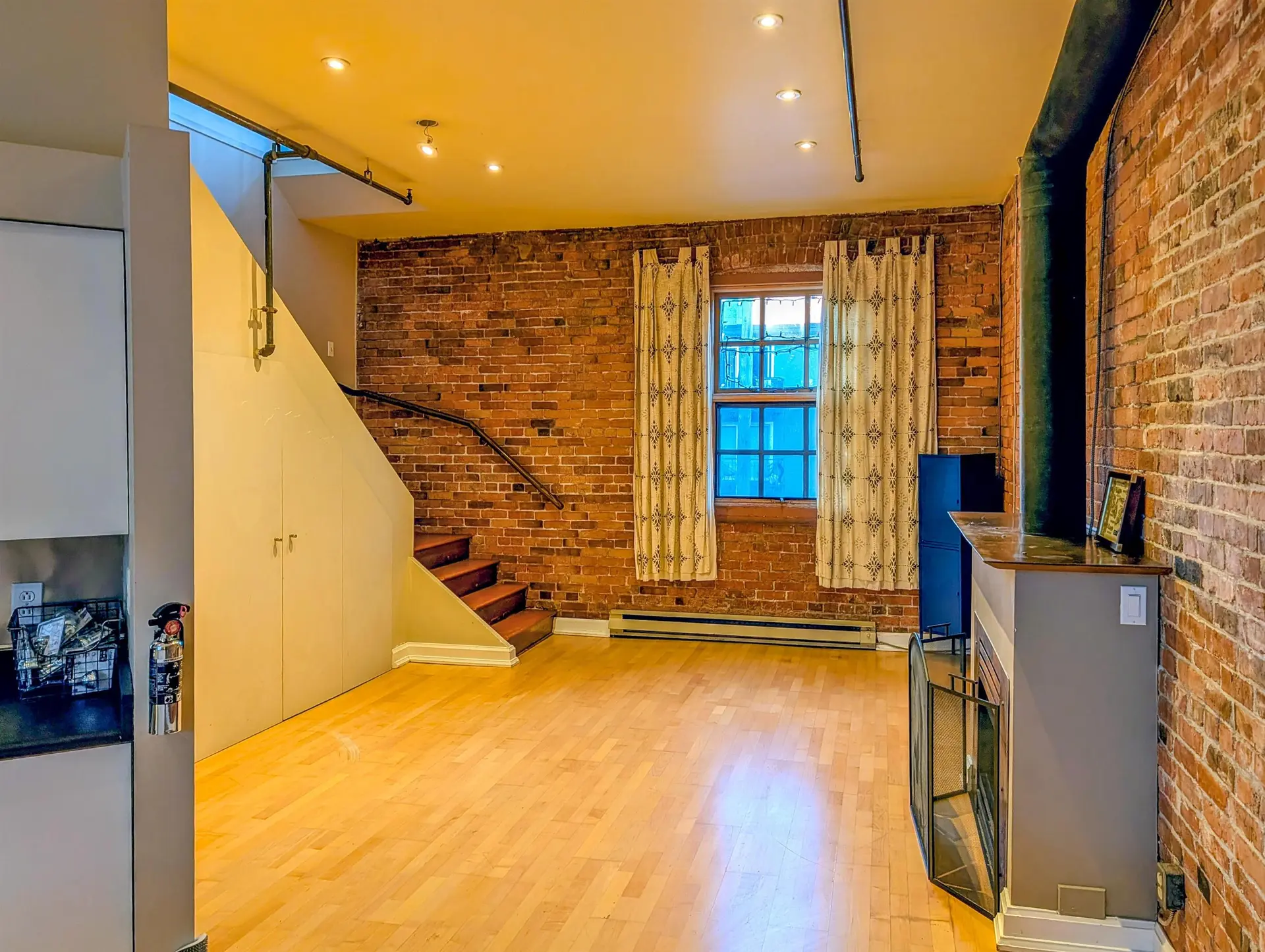 #11 280 E 6th Avenue - Image 7