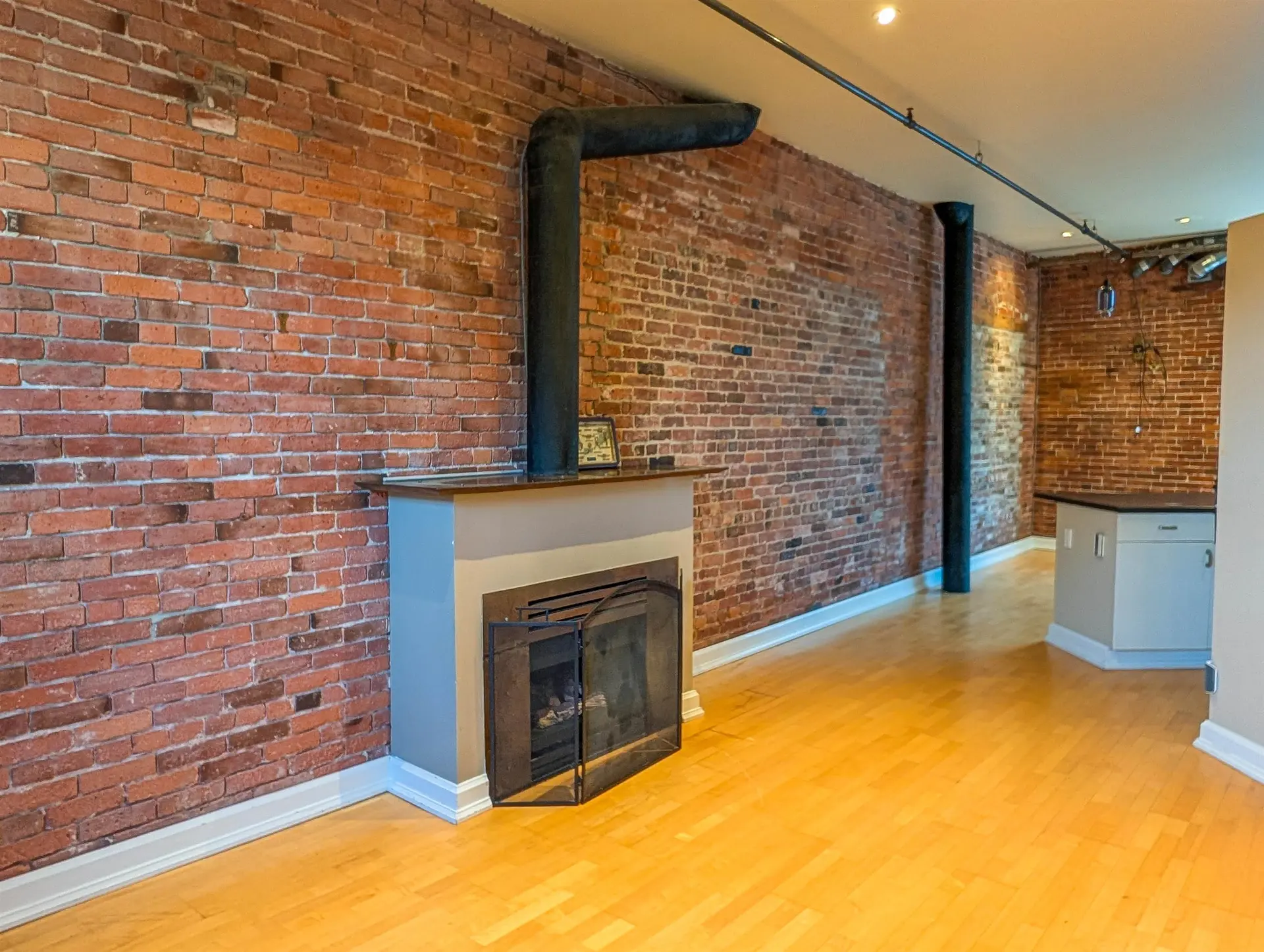 #11 280 E 6th Avenue - Image 5