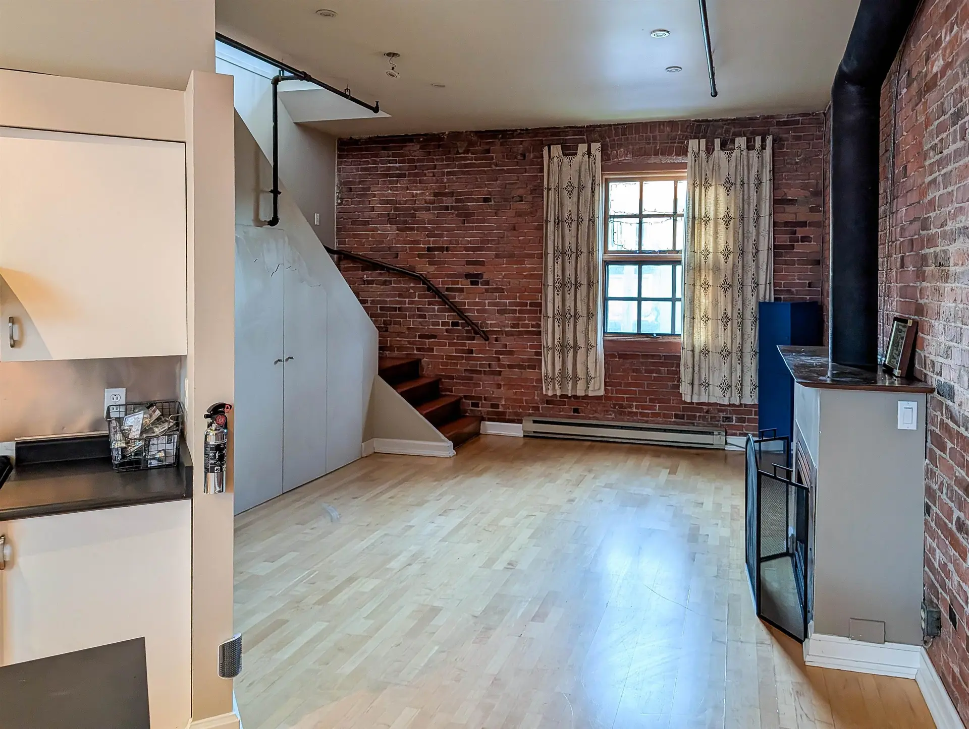 #11 280 E 6th Avenue - Image 4