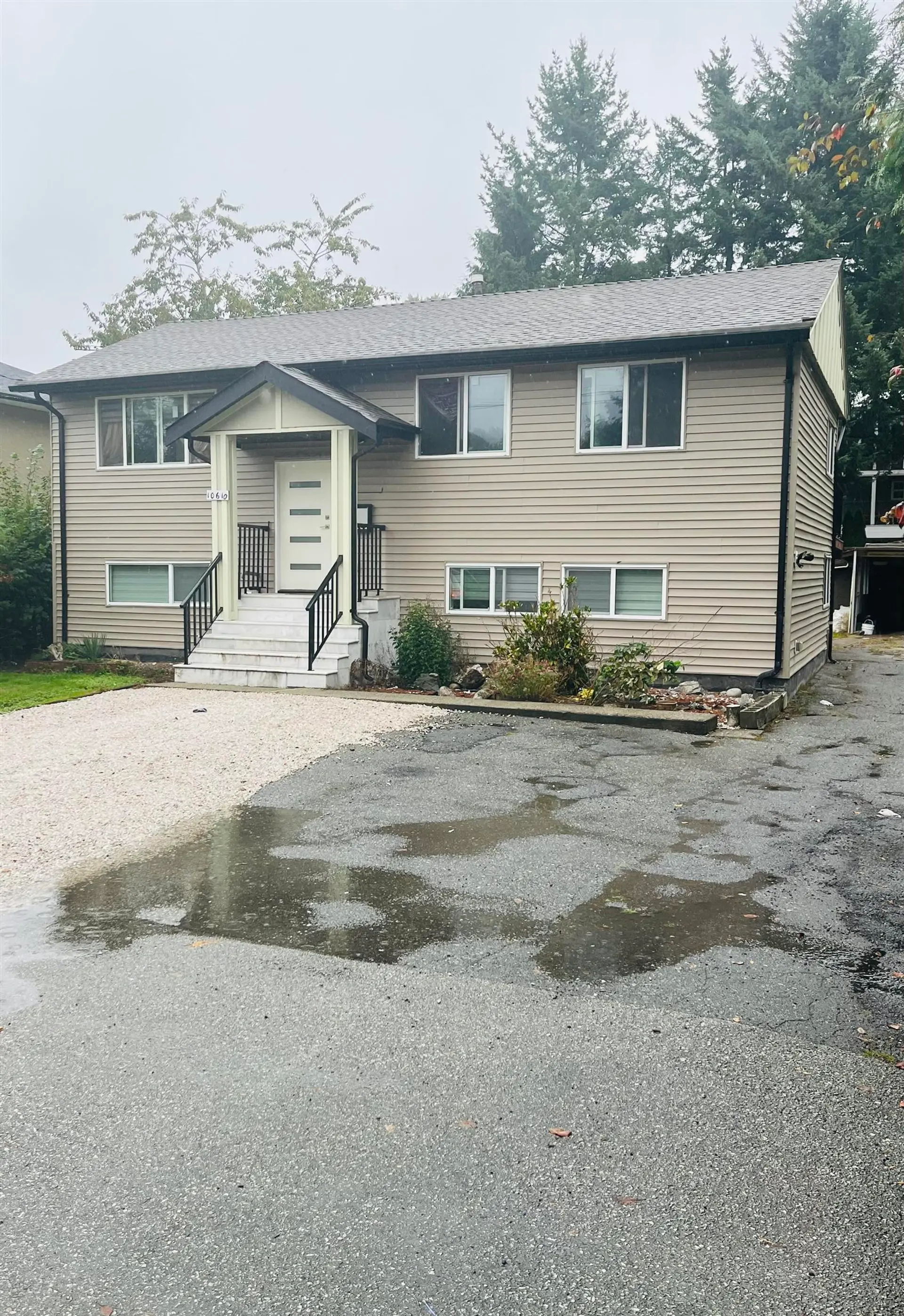 10610 141 Street - Image 13