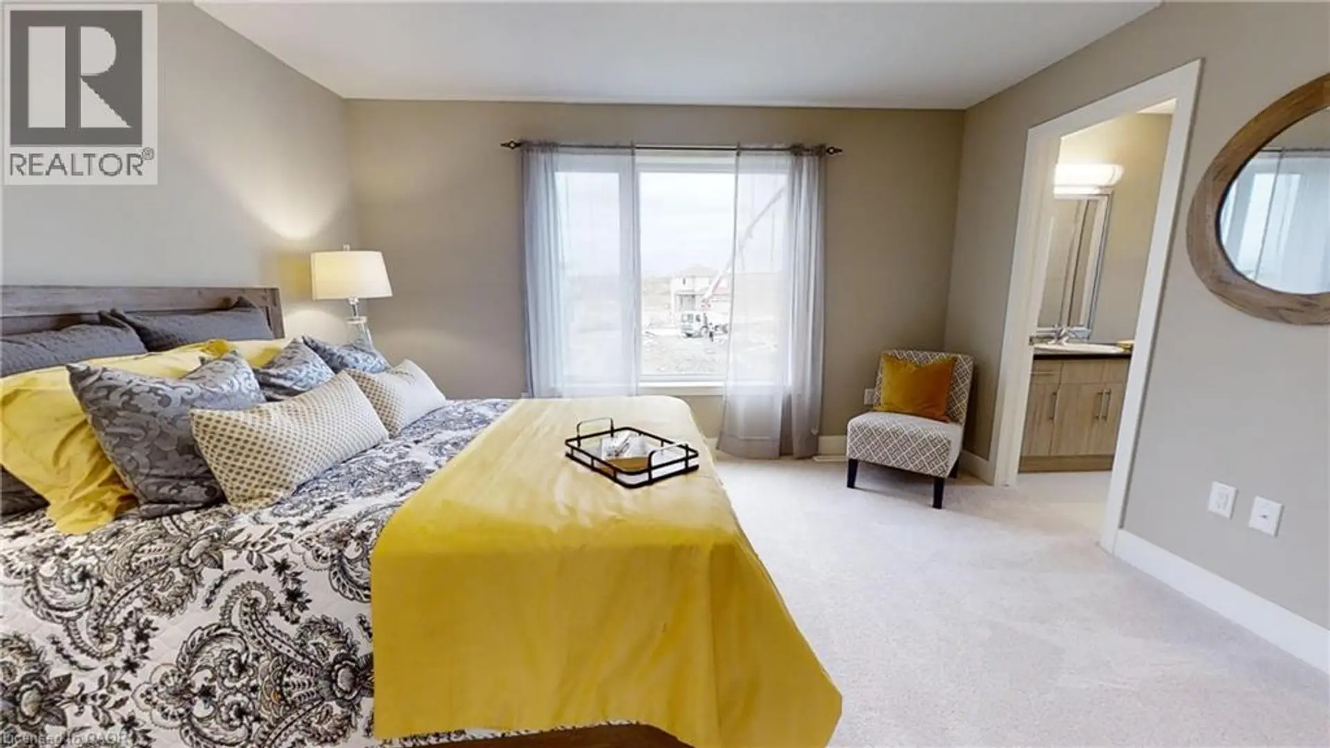 2250 SOUTHPORT CRESCENT - Image 4