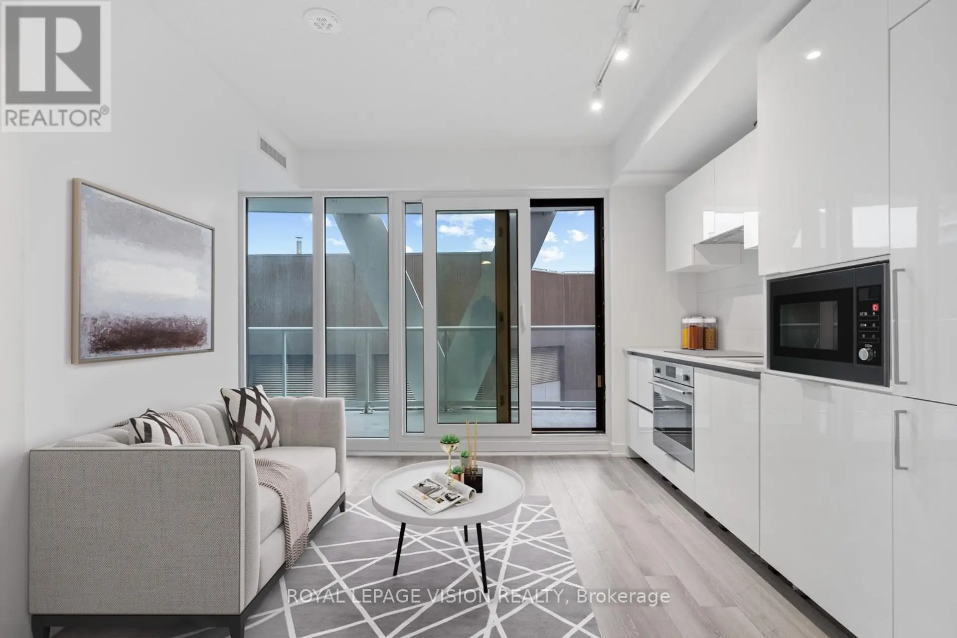#3113 230 SIMCOE STREET - Image 3