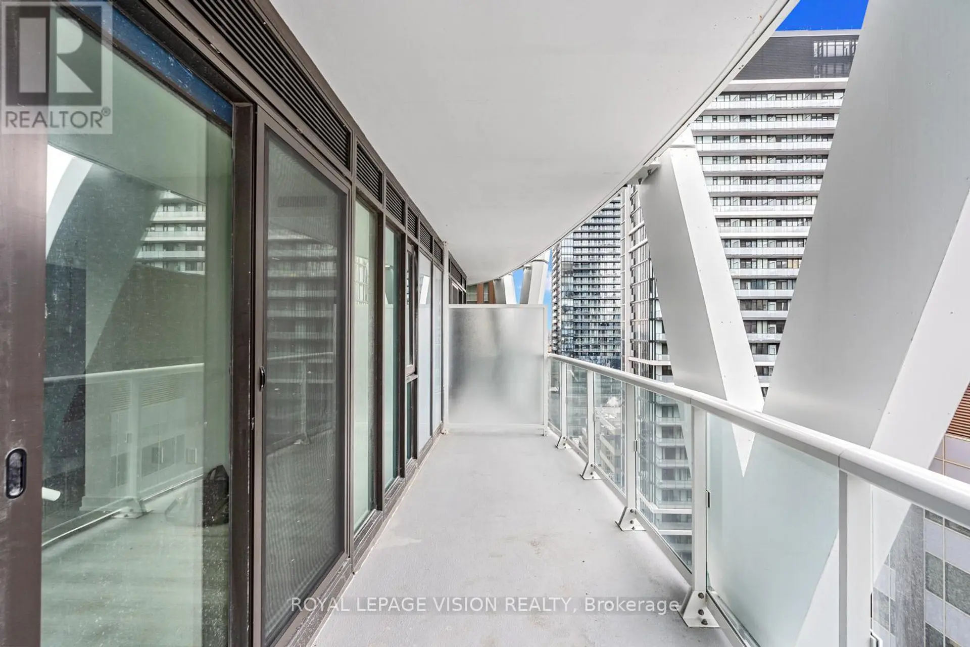 #3113 230 SIMCOE STREET - Image 8