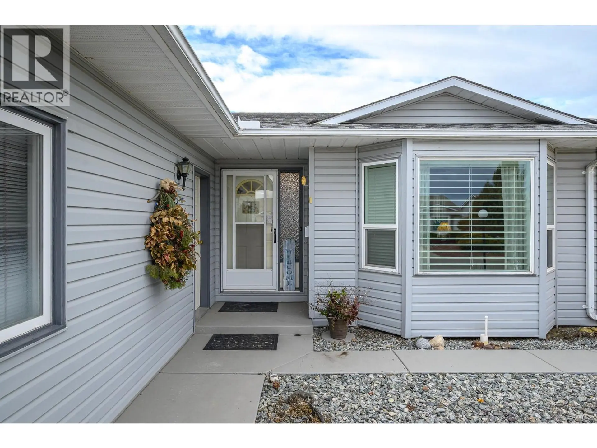 Property at 833 8 Avenue, Vernon, BC