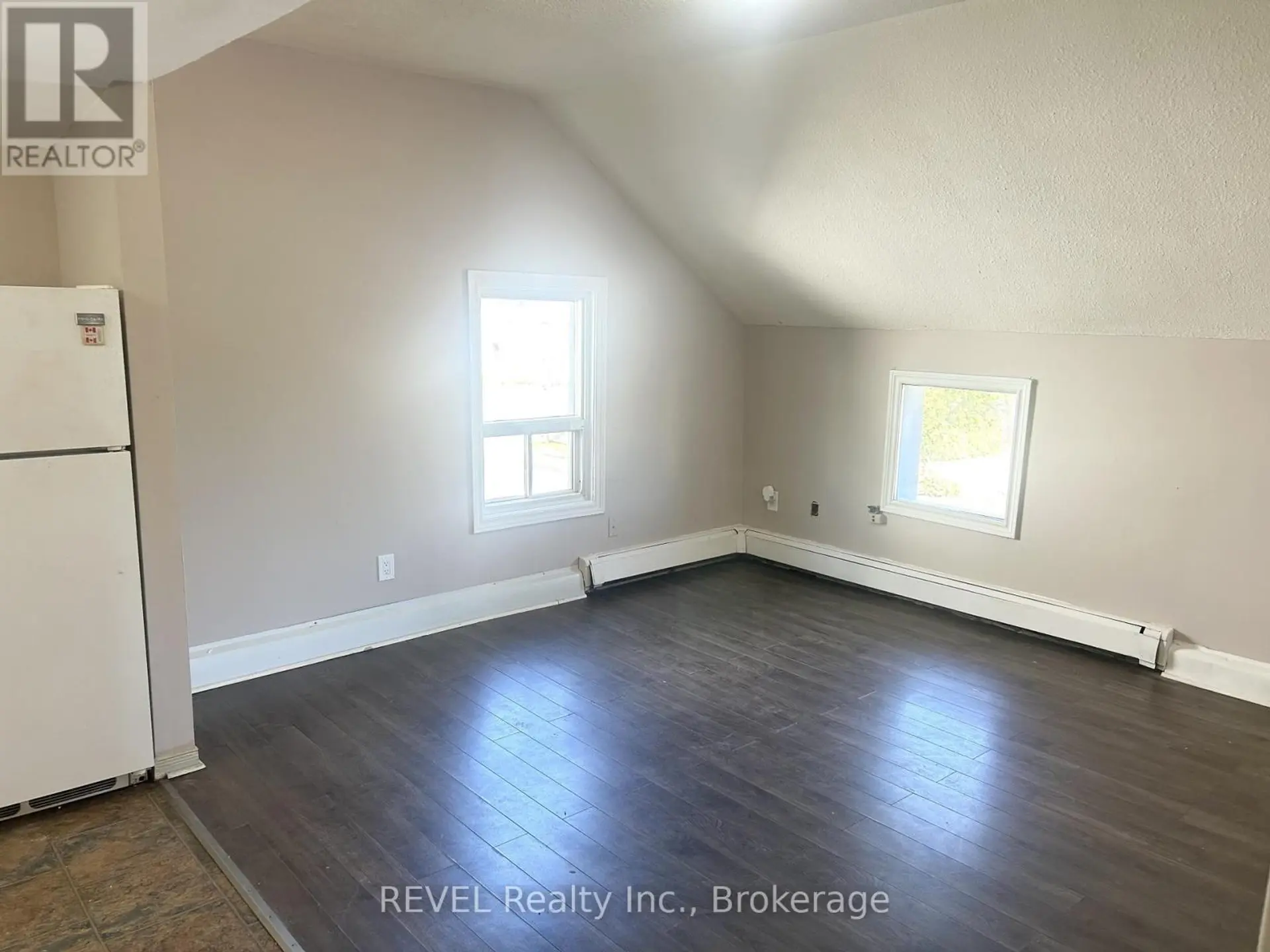 8 PELHAM ROAD - Image 10