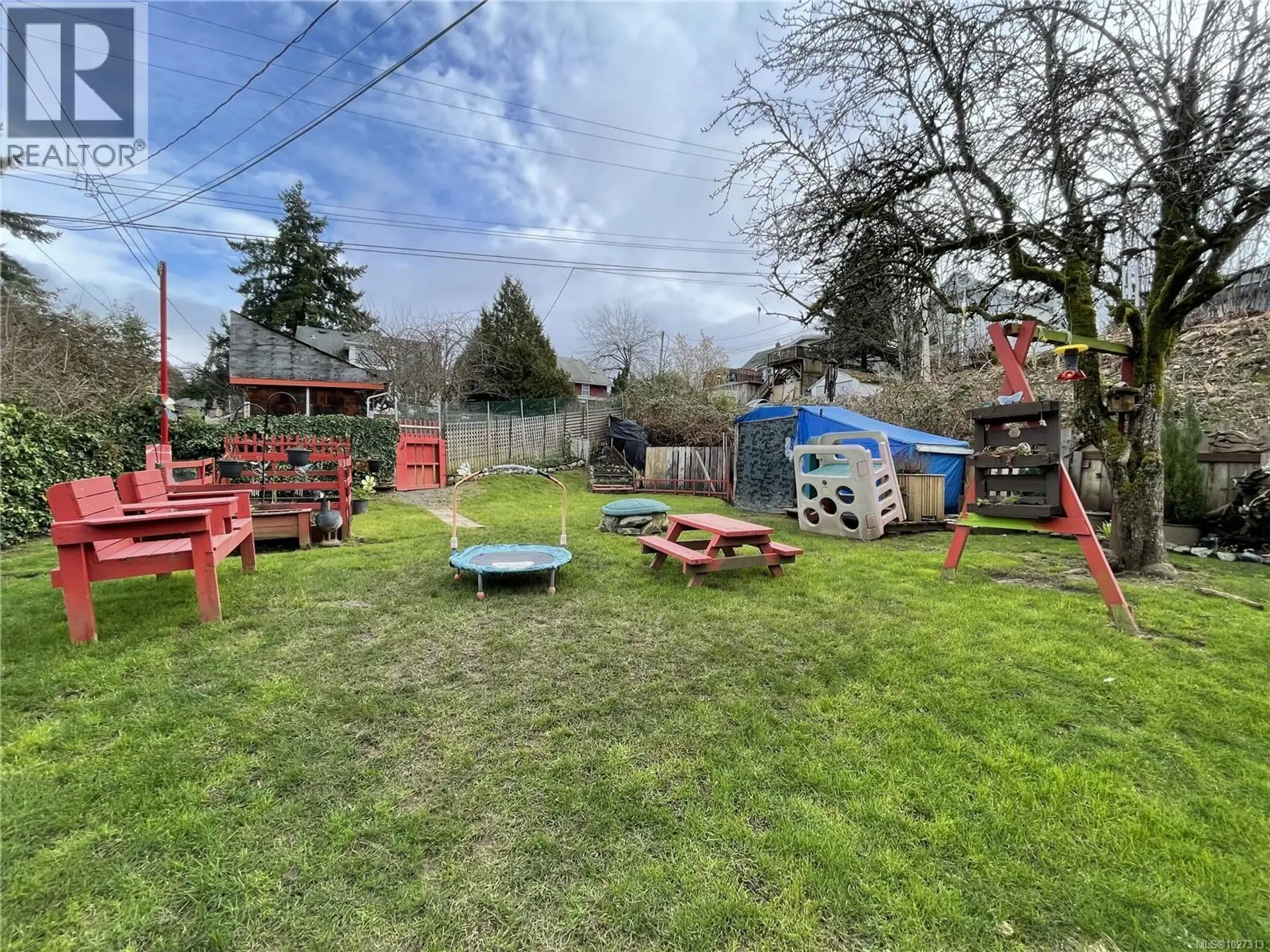3351 4th Ave - Image 2