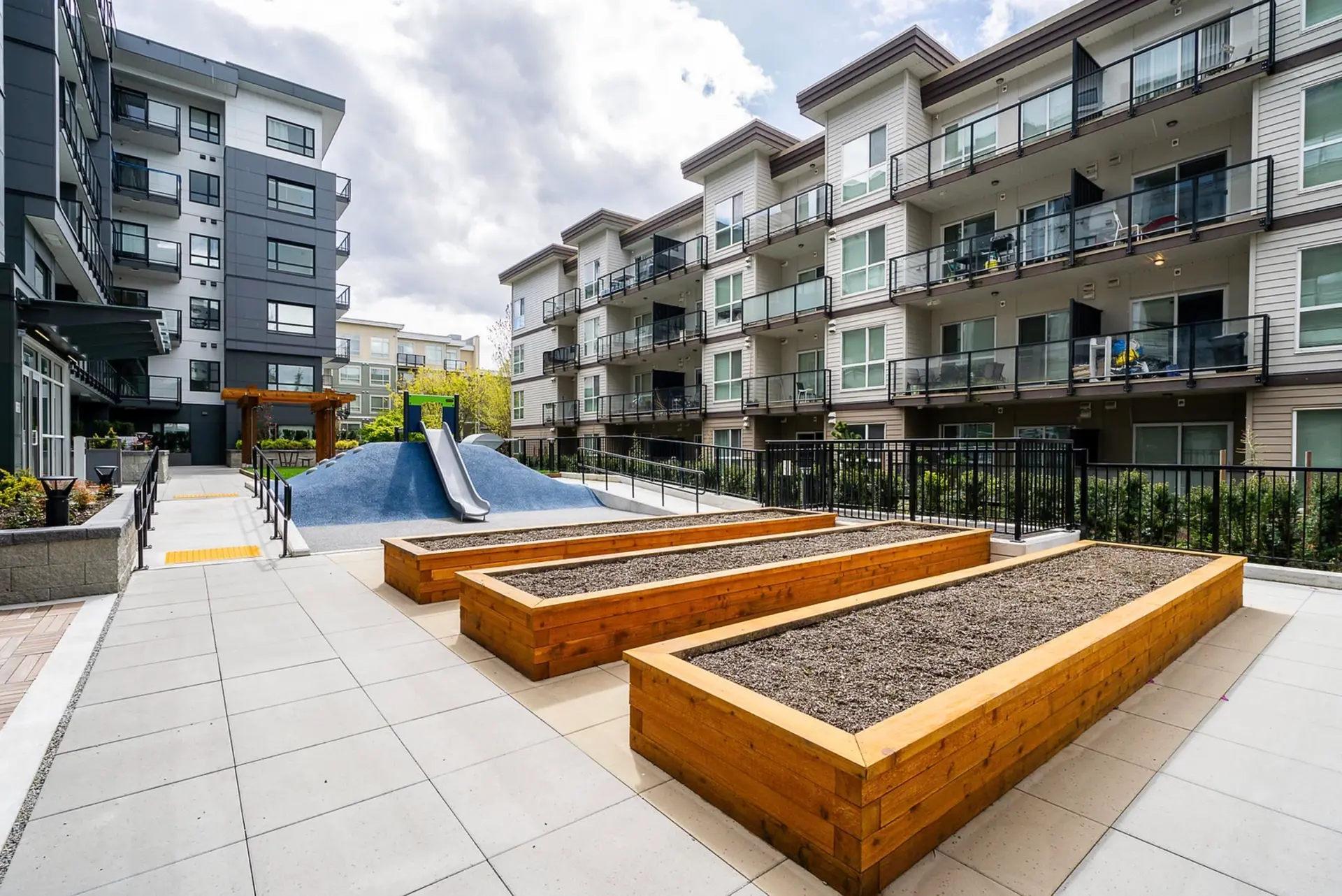 #119 10777 138 Street - Image 6