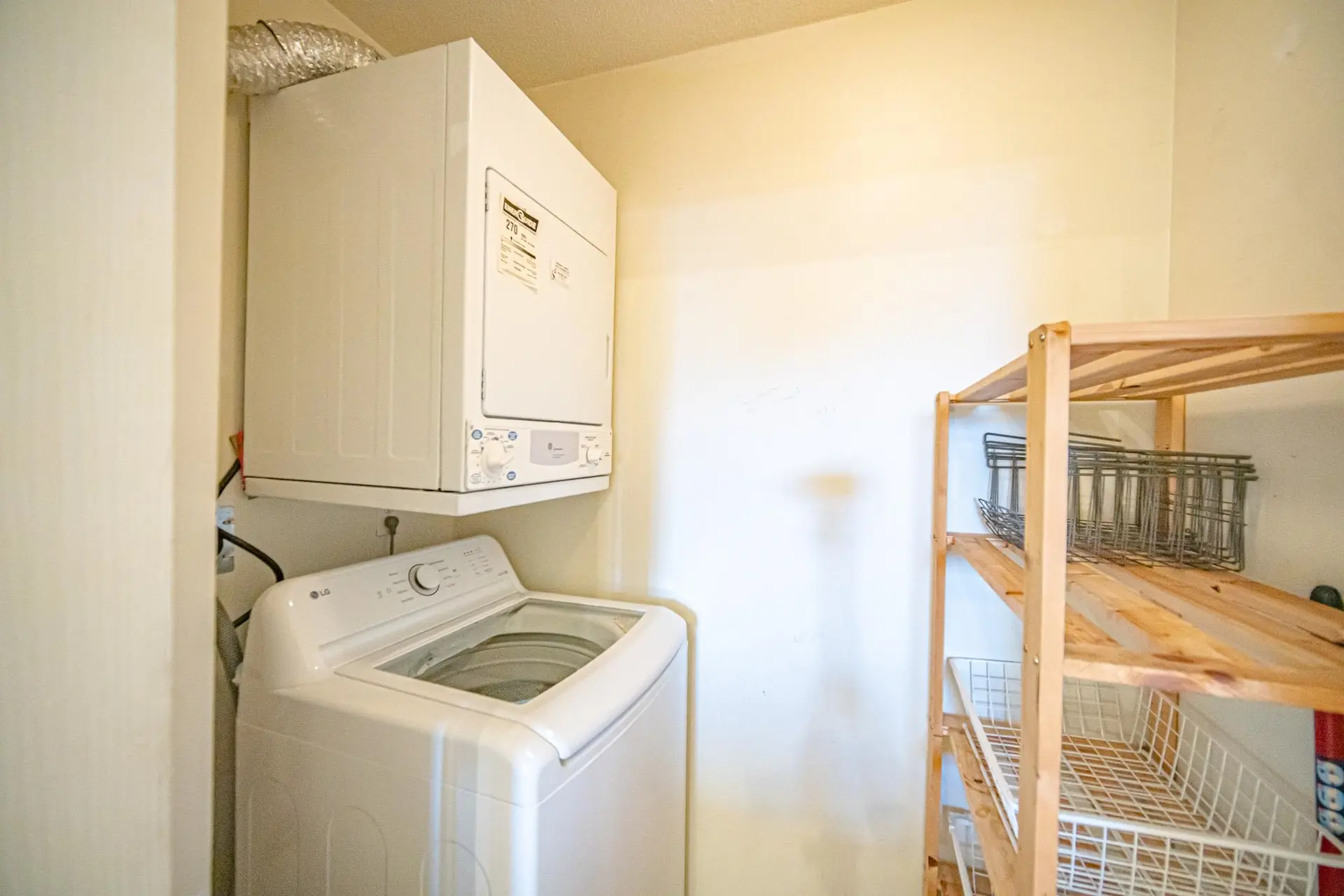 #1201 7380 Elmbridge Way - Image 9