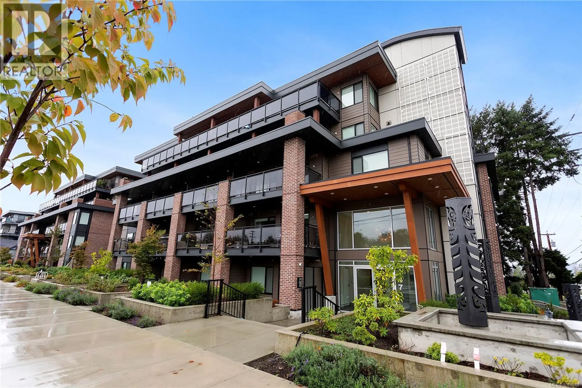 Property at #502 147 Haliburton St, Nanaimo, BC